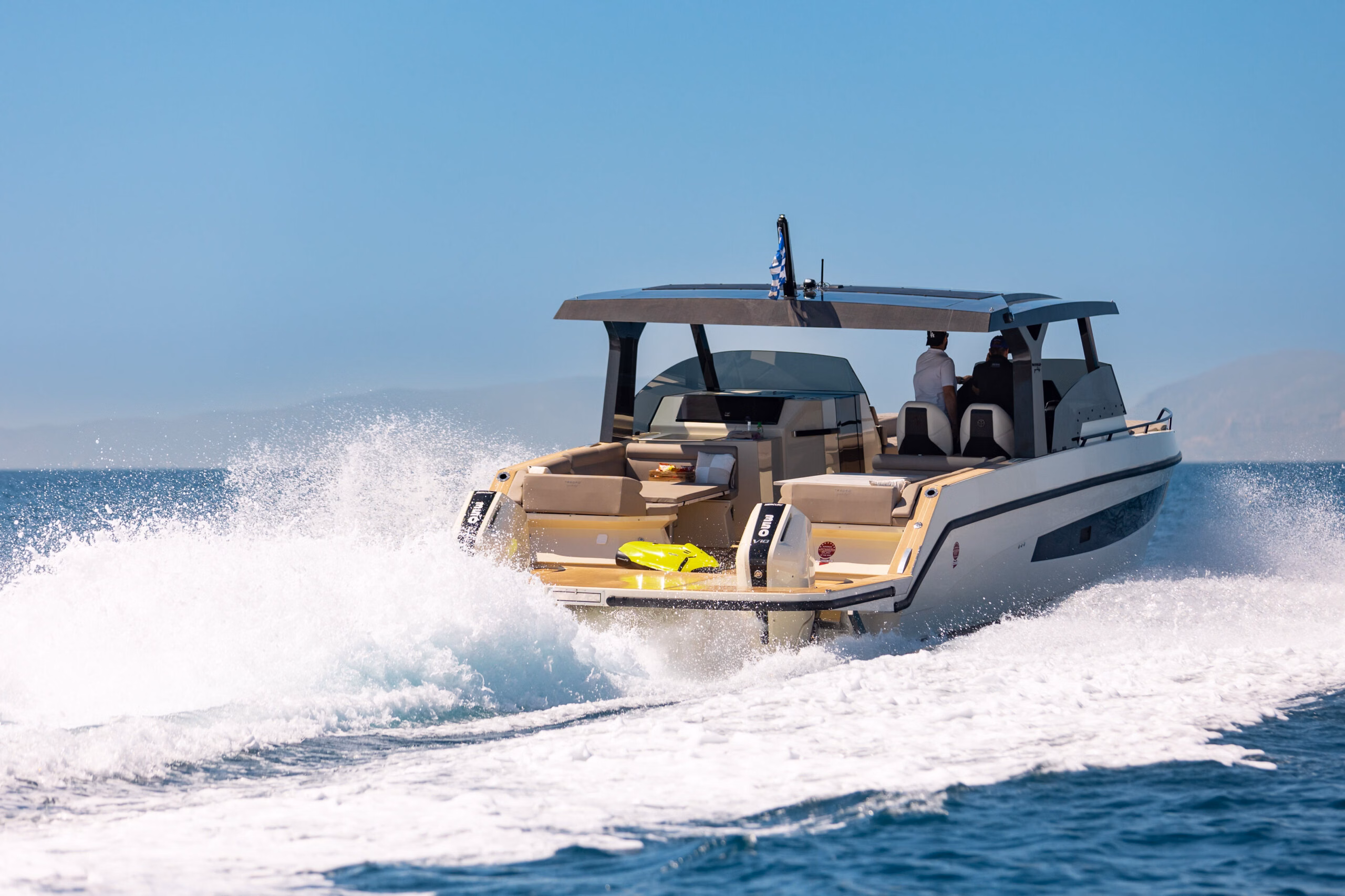 2026 TESORO YACHTS T38 Power Cat 
