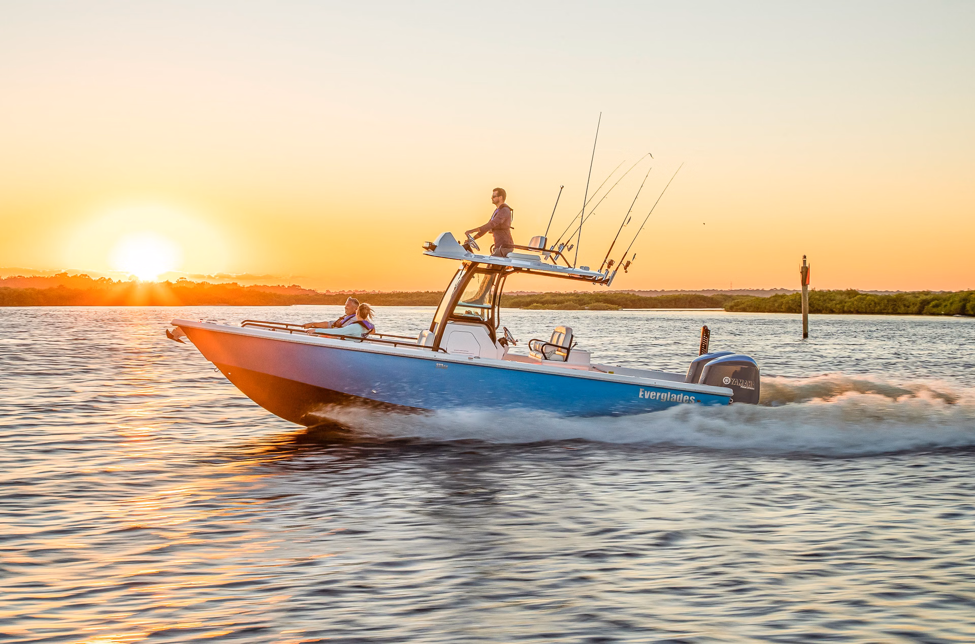 2026 Everglades Boats 273CC