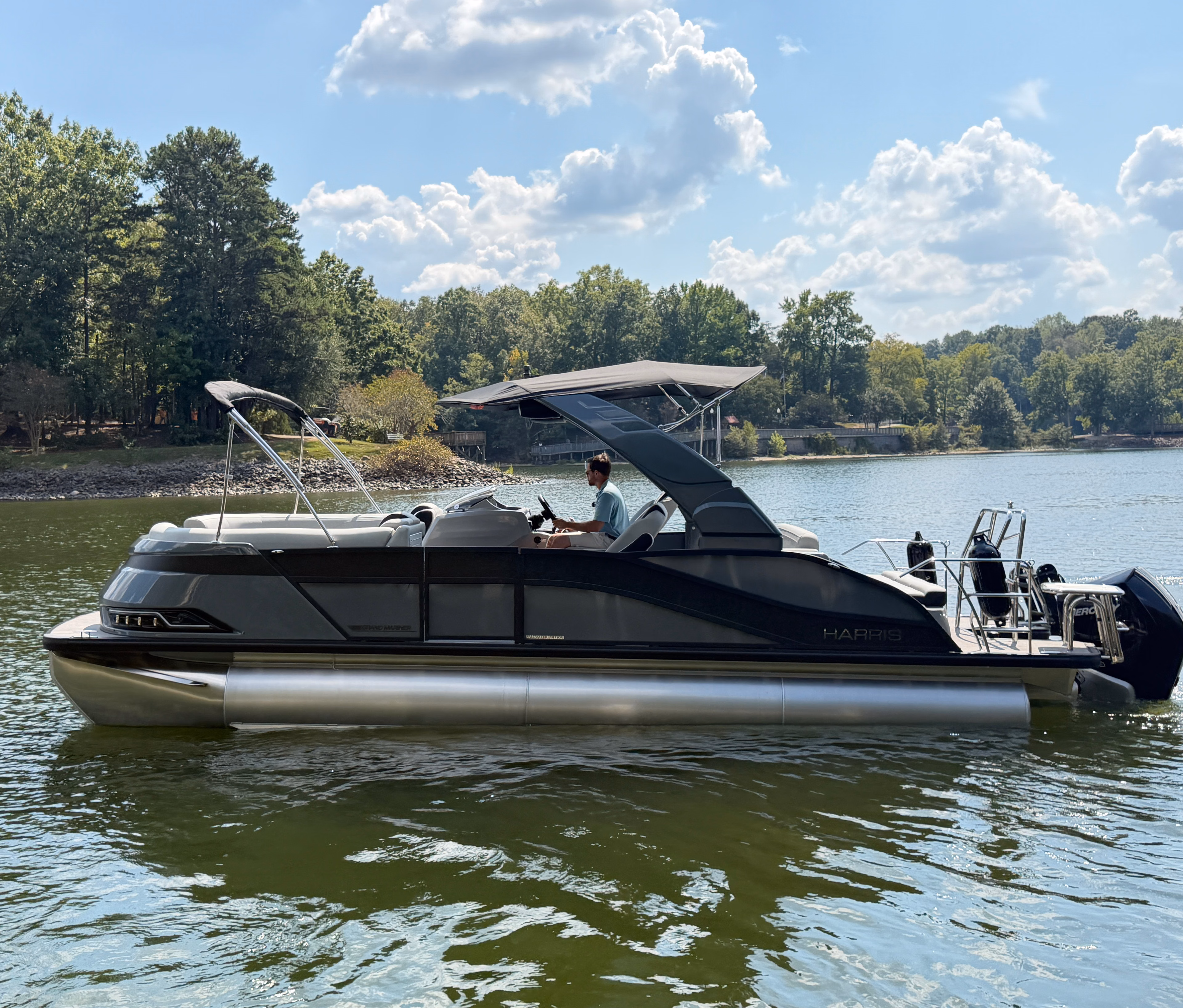 2026 Harris 230 Grand Mariner