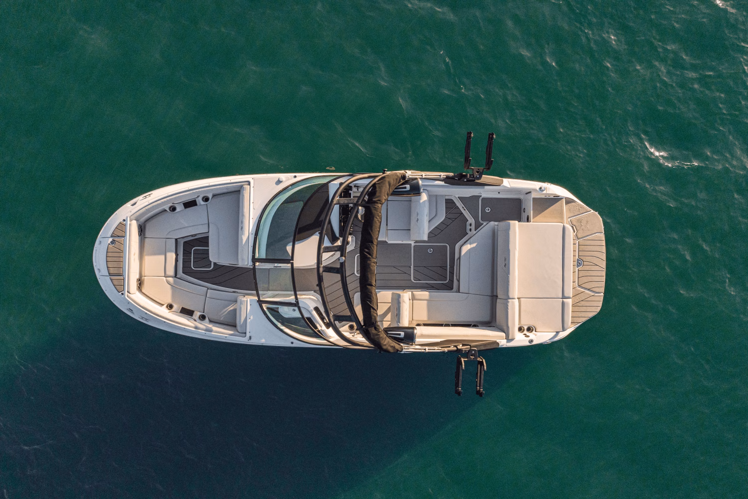 2026 Sea Ray SDX 230 Surf 