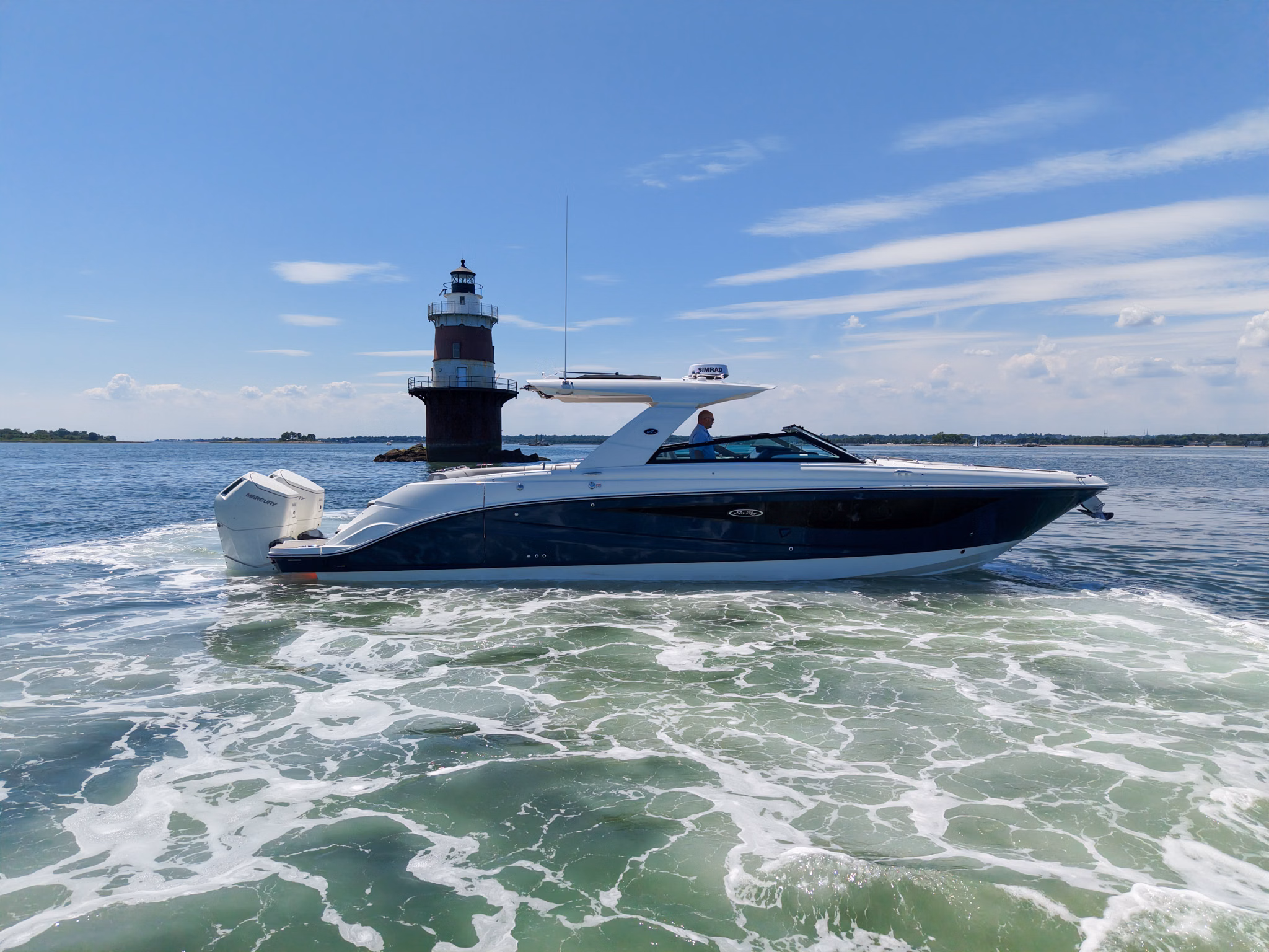 2026 Sea Ray SLX 400 Outboard