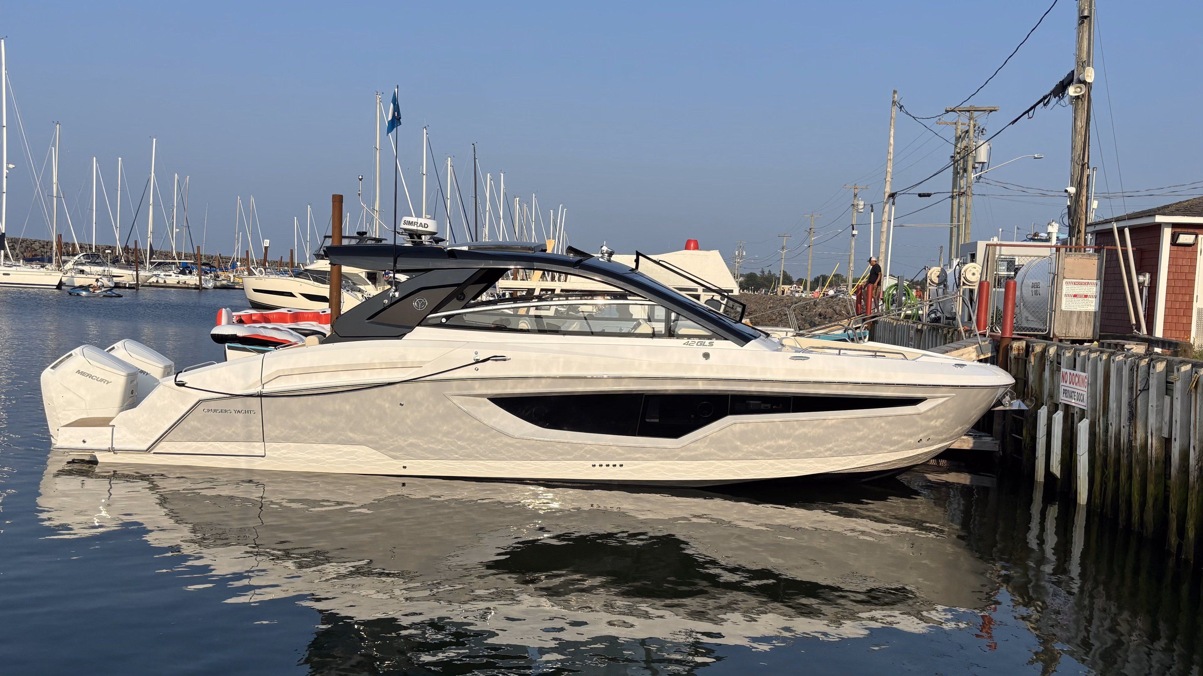 2024 Cruisers Yachts 42 GLS OB 