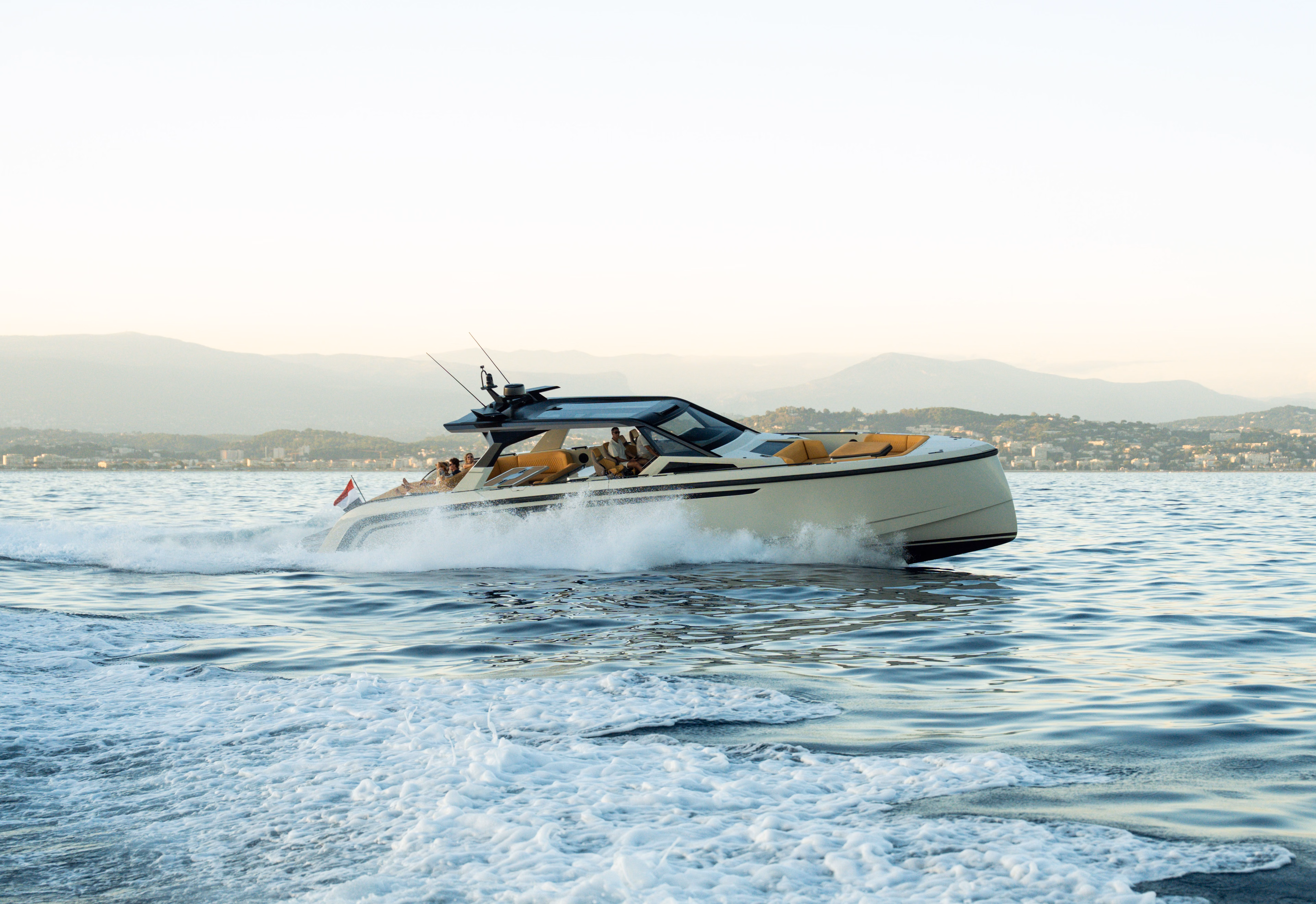 2022 Vanquish Yachts VQ55 Sports Line 