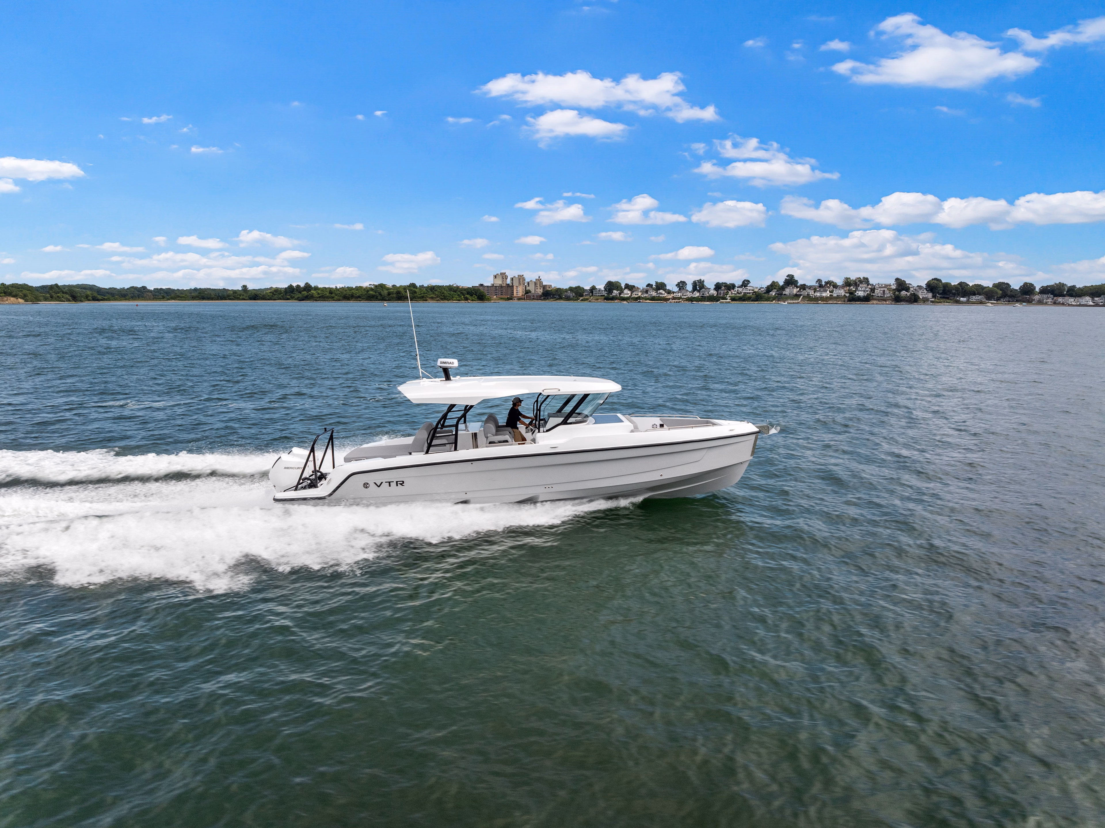 2026 Cruisers Yachts 38 VTR 