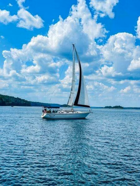 1989 Pearson Yachts 37 