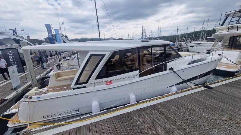 2024 Greenline Yachts 39 