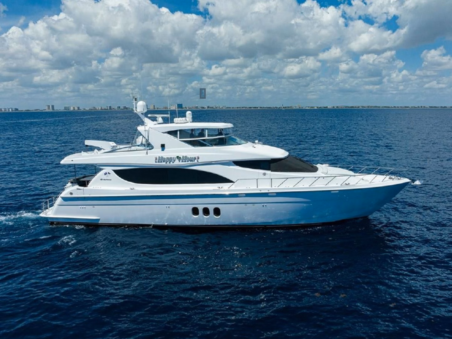 2007 Hatteras 80 Motor Yacht 