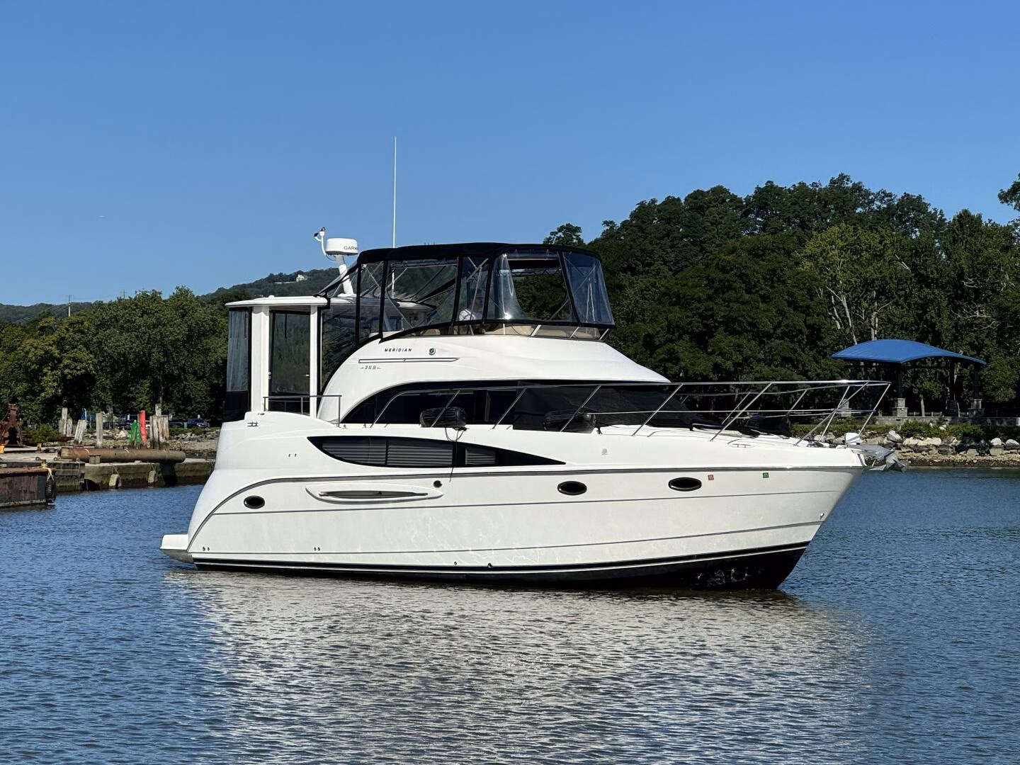 2006 Meridian 368 Motor Yacht 