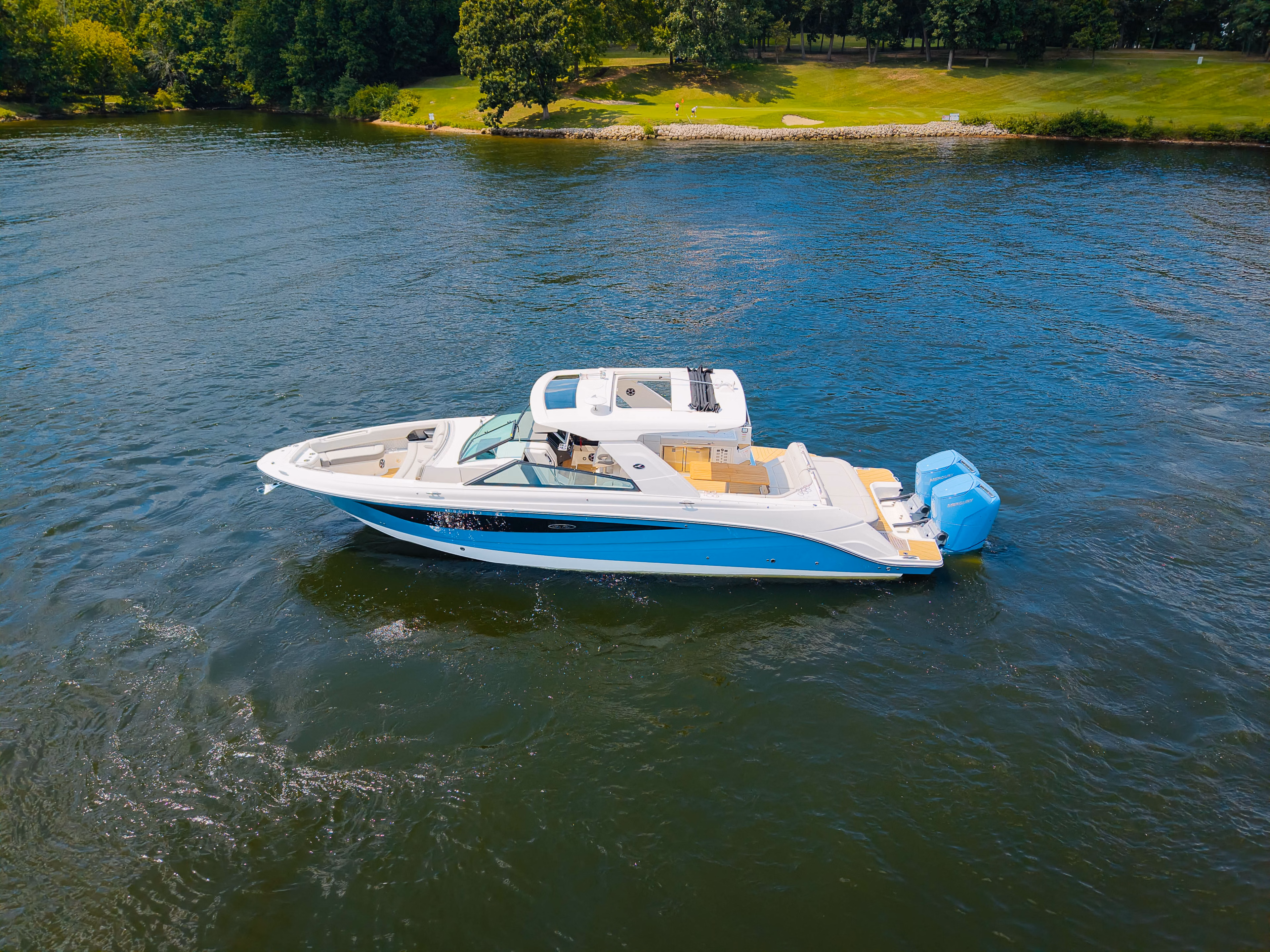 2026 Sea Ray SLX 400 Outboard