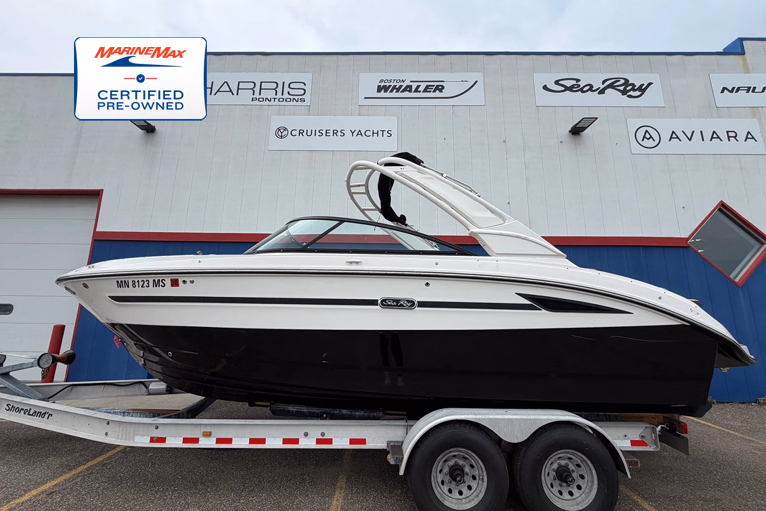 2025 Sea Ray SDX 250 Surf