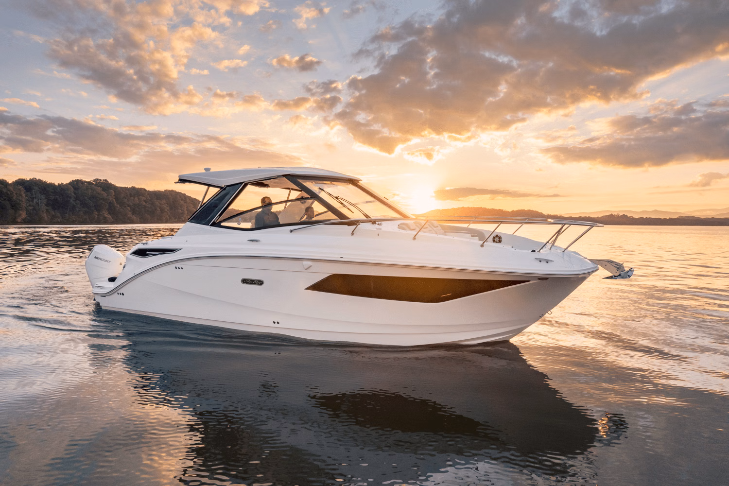 2025 Sea Ray Sundancer 320 Outboard 