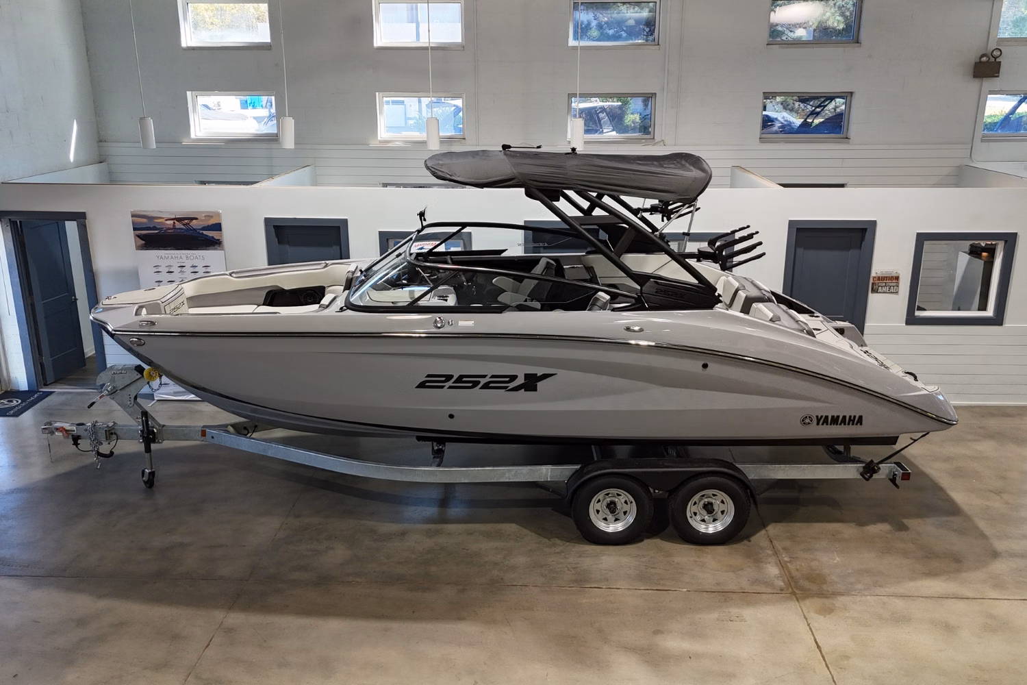 2026 Yamaha 252XE 