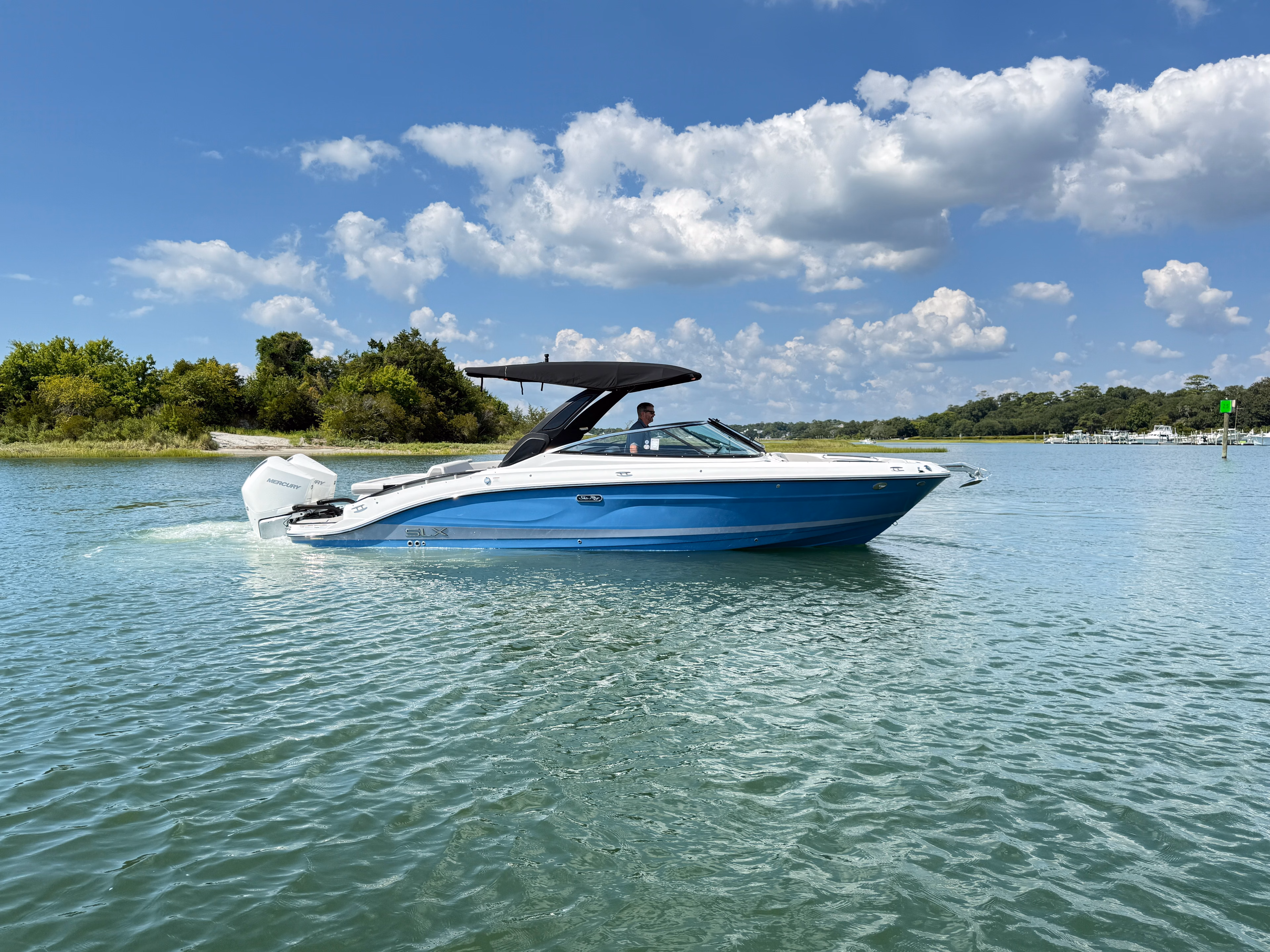 2027 Sea Ray SLX 280 Outboard
