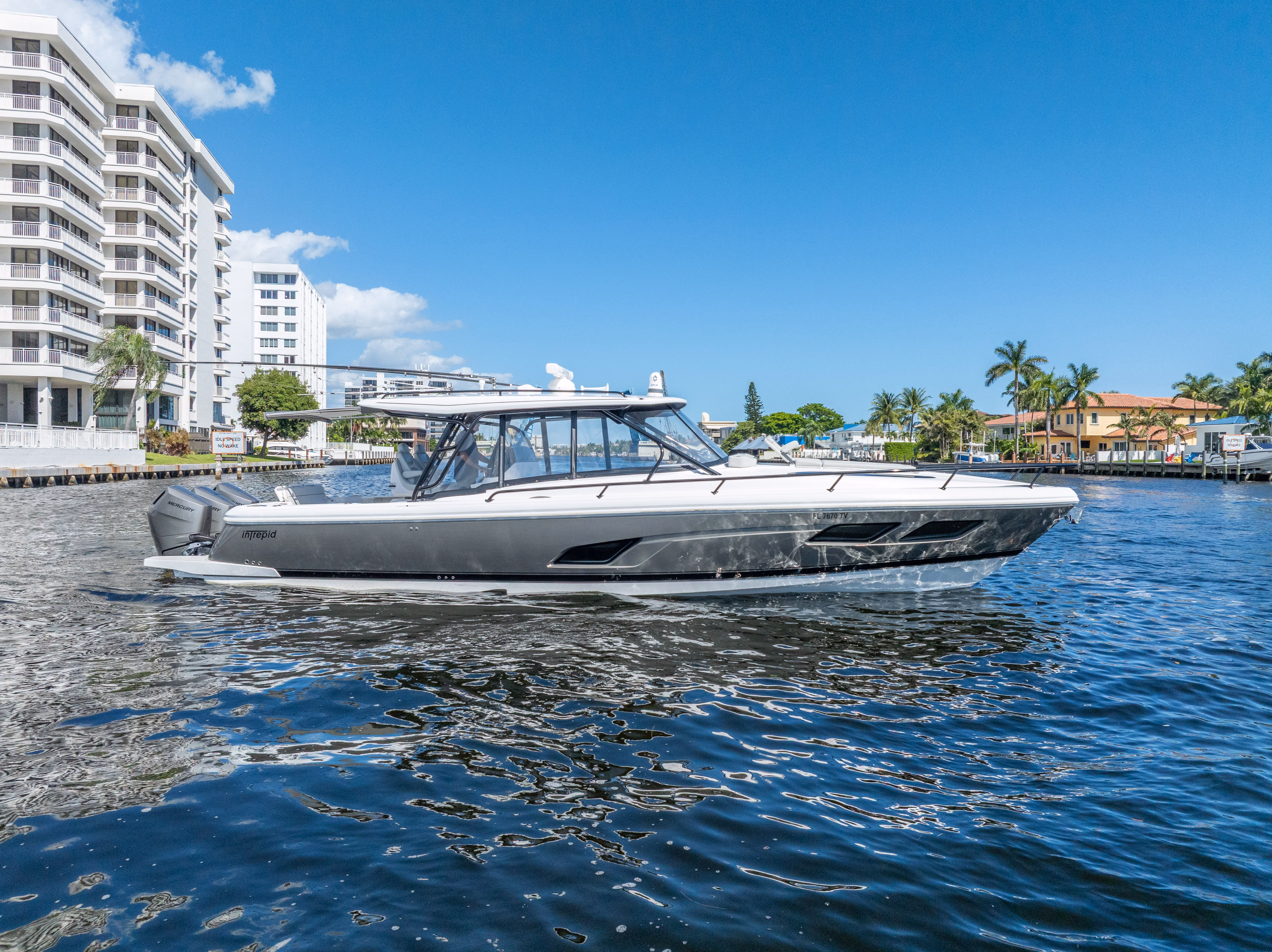 2024 Intrepid Powerboats 41 Valor
