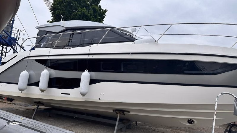 2023 Bavaria Yachts SR36 