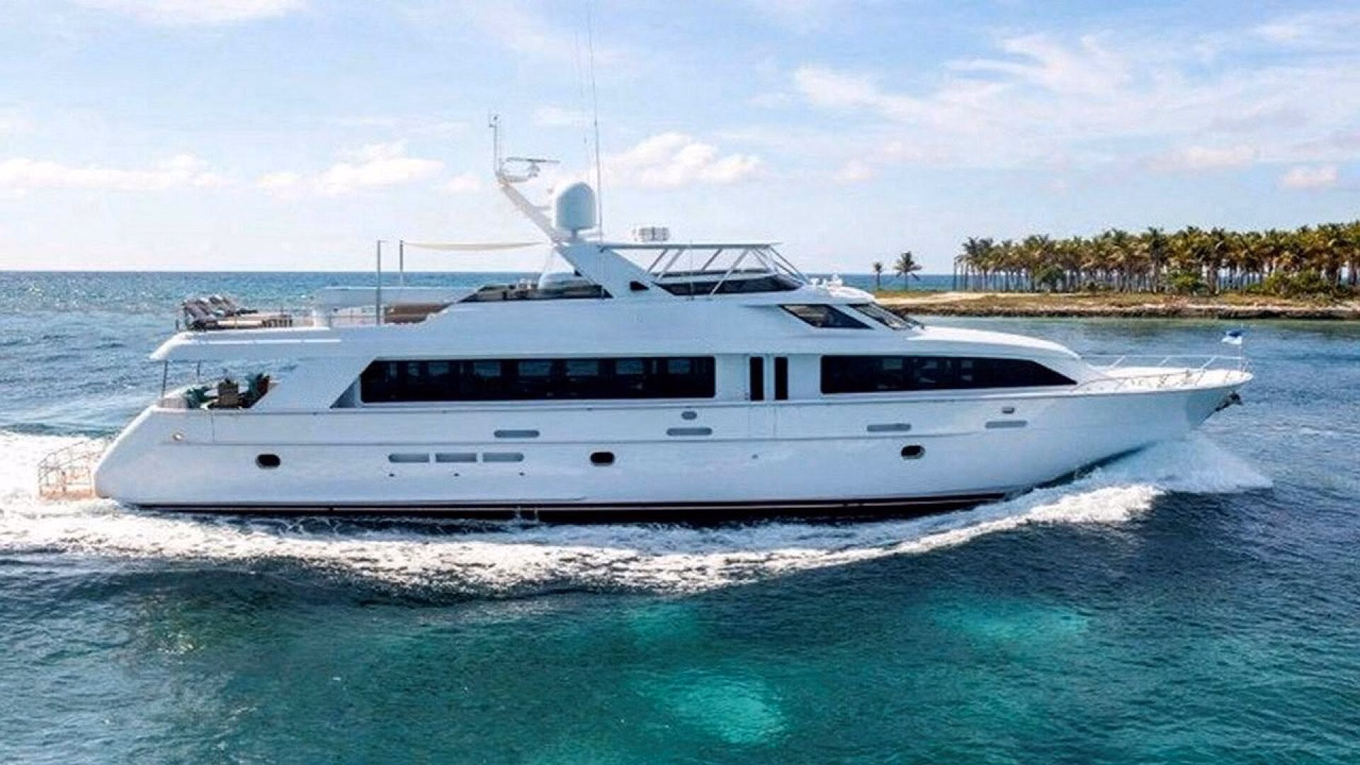2003 Hatteras 100 Motor Yacht