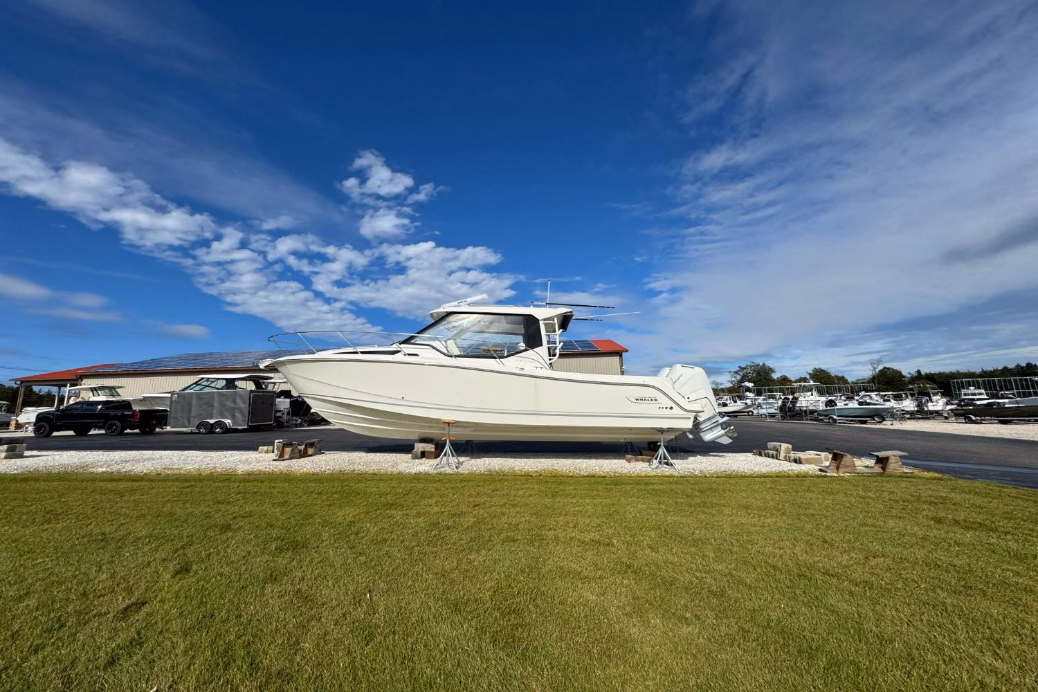 2026 Boston Whaler 325 Conquest