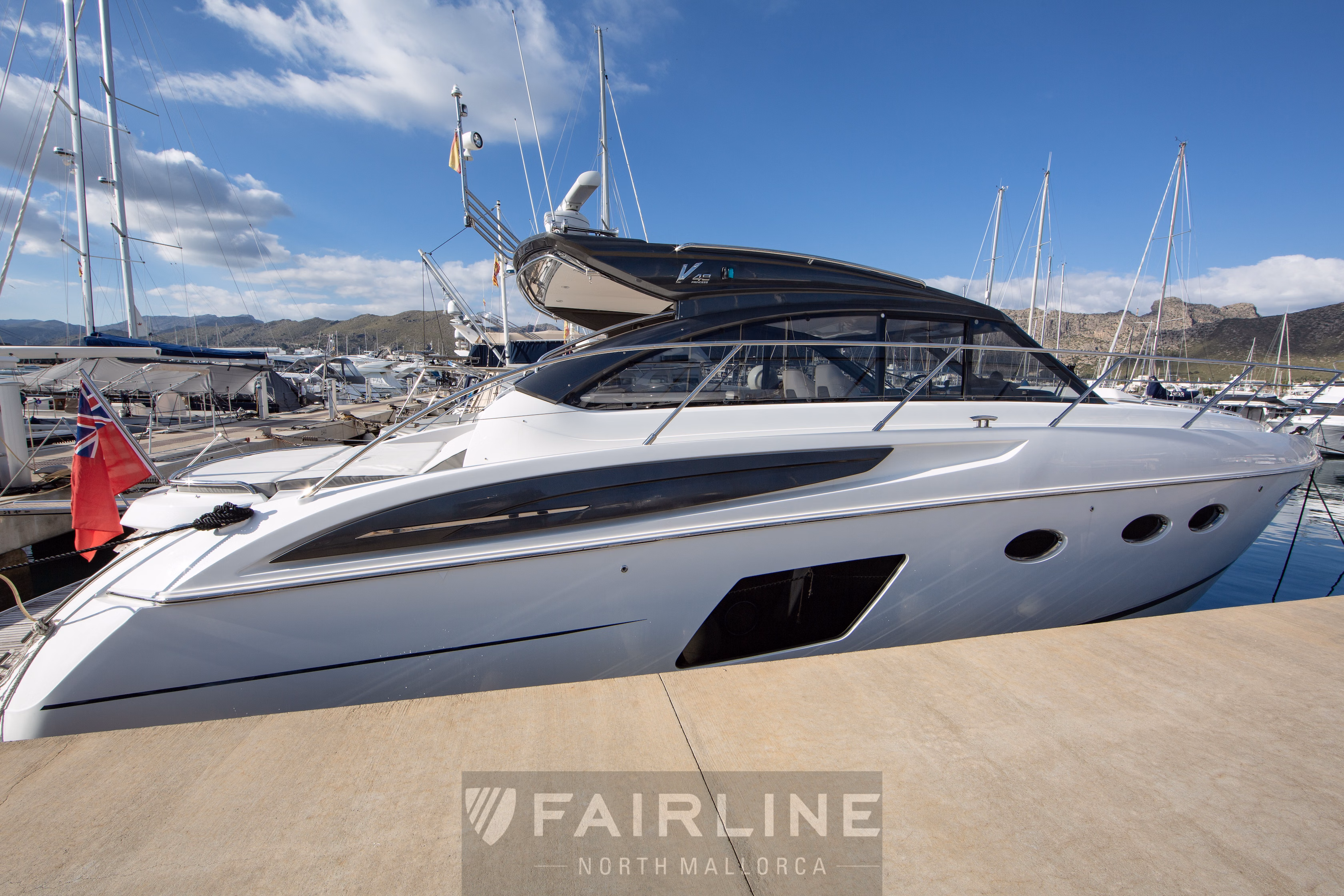 2017 Princess Yachts V48 