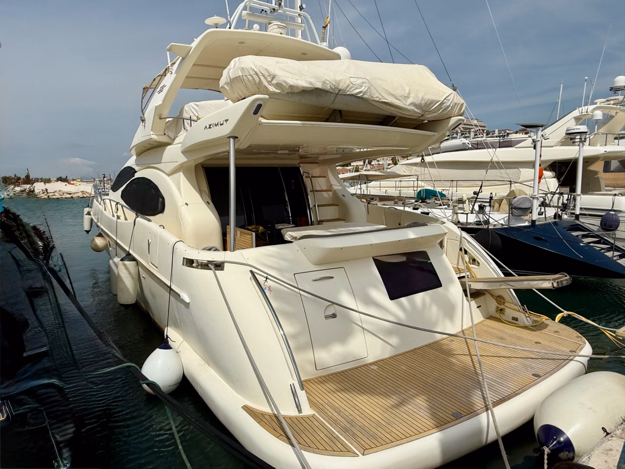 2007 Azimut Fly 68