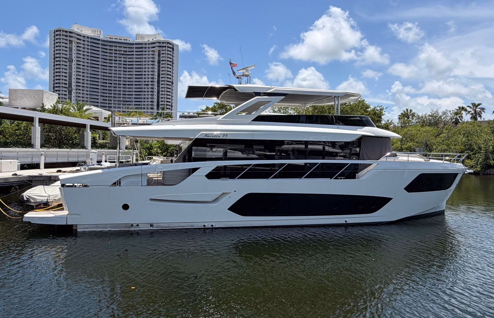 2024 Absolute Navetta 75 