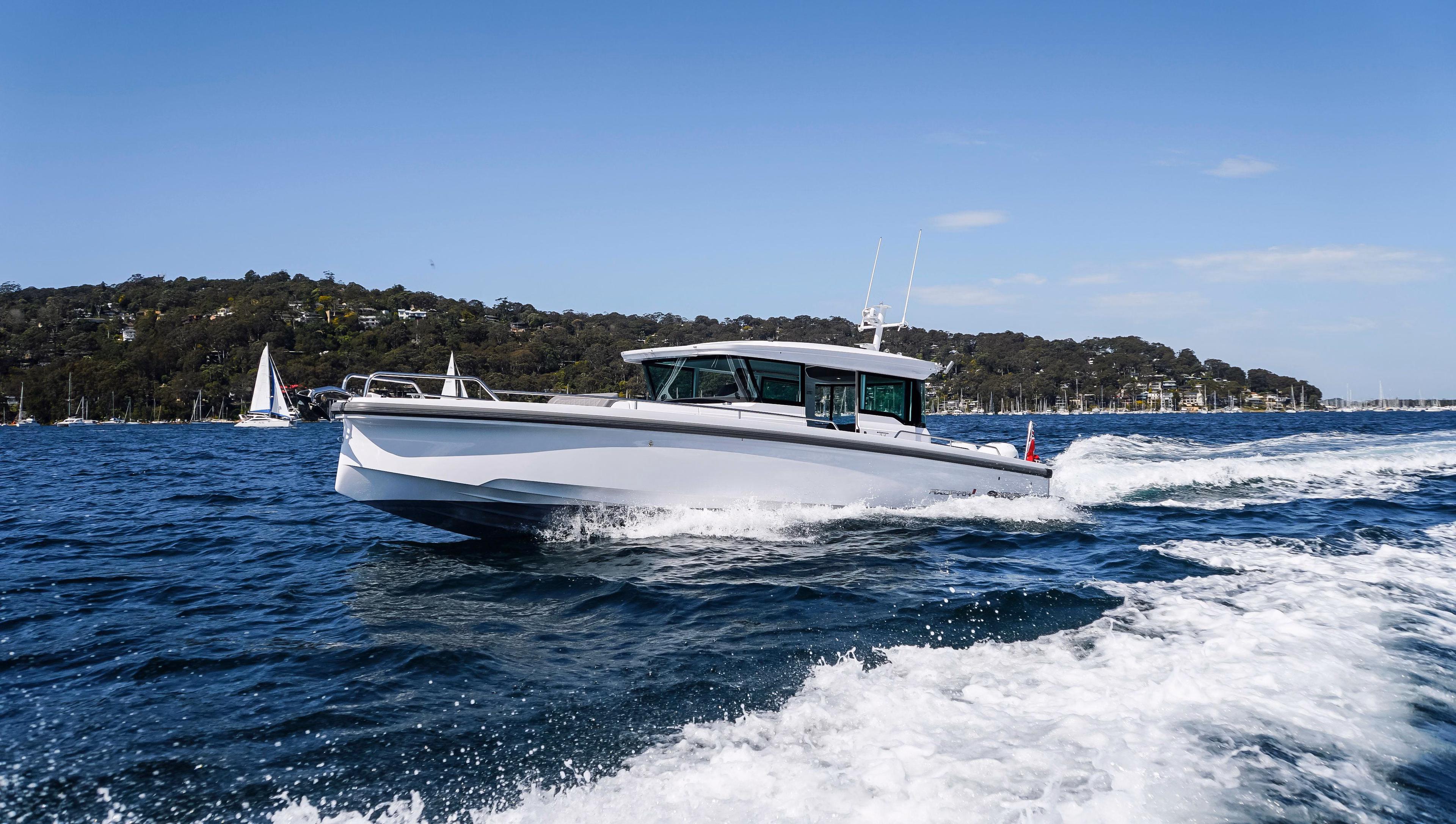 2023 Axopar 37 XC Cross Cabin 
