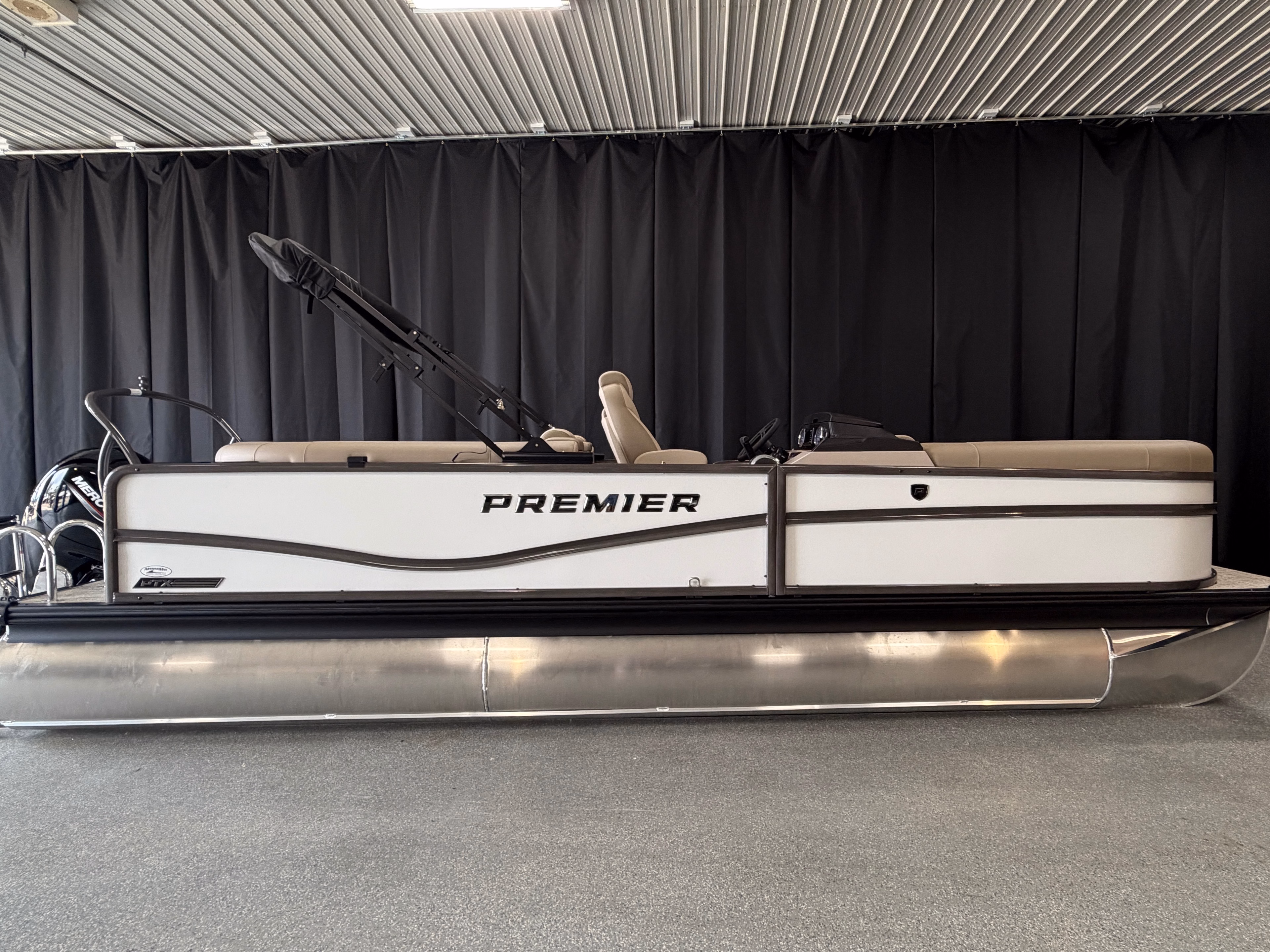2027 Premier 230 Sunsation 