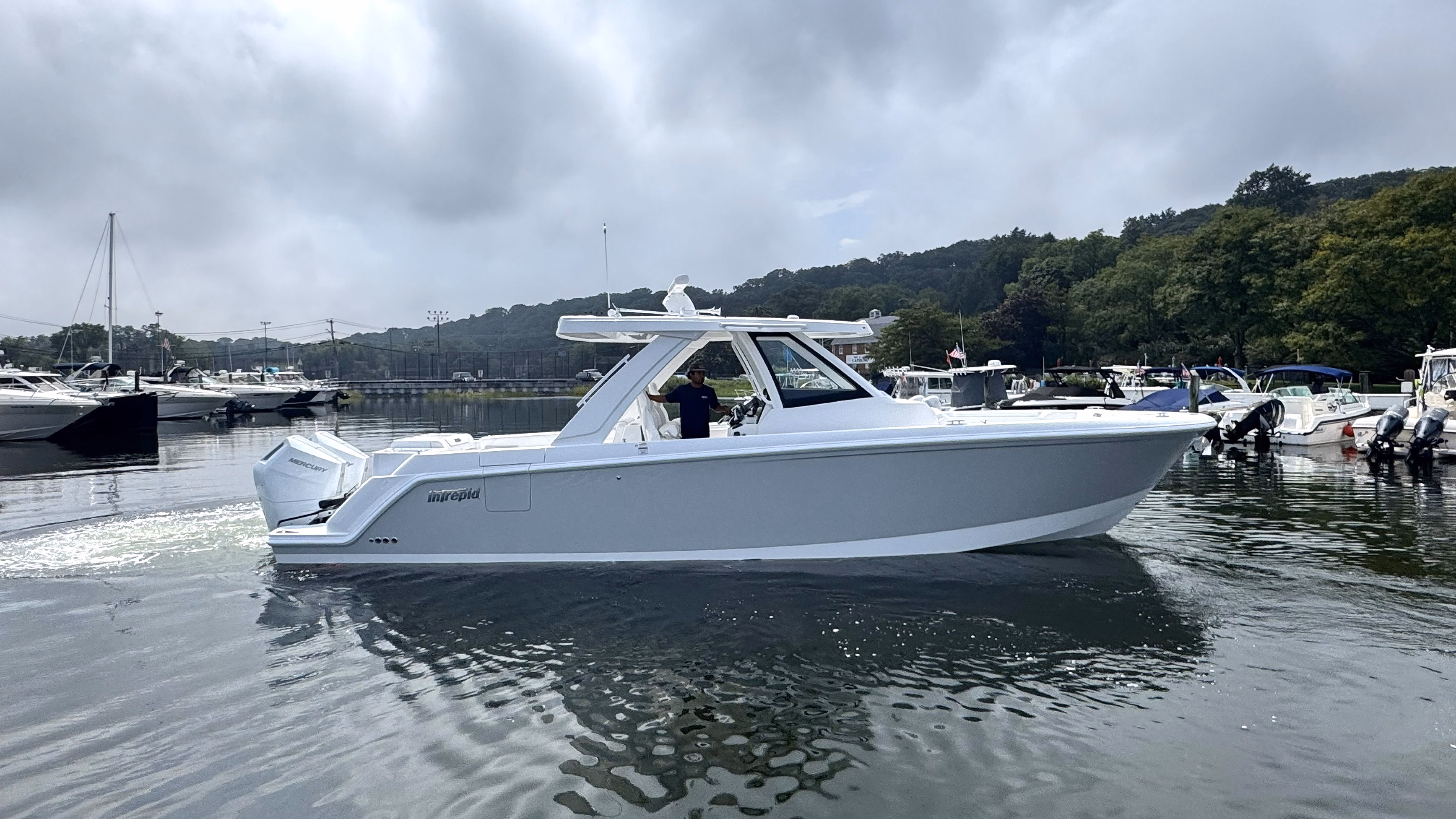 2027 Intrepid Powerboats 35 Panacea