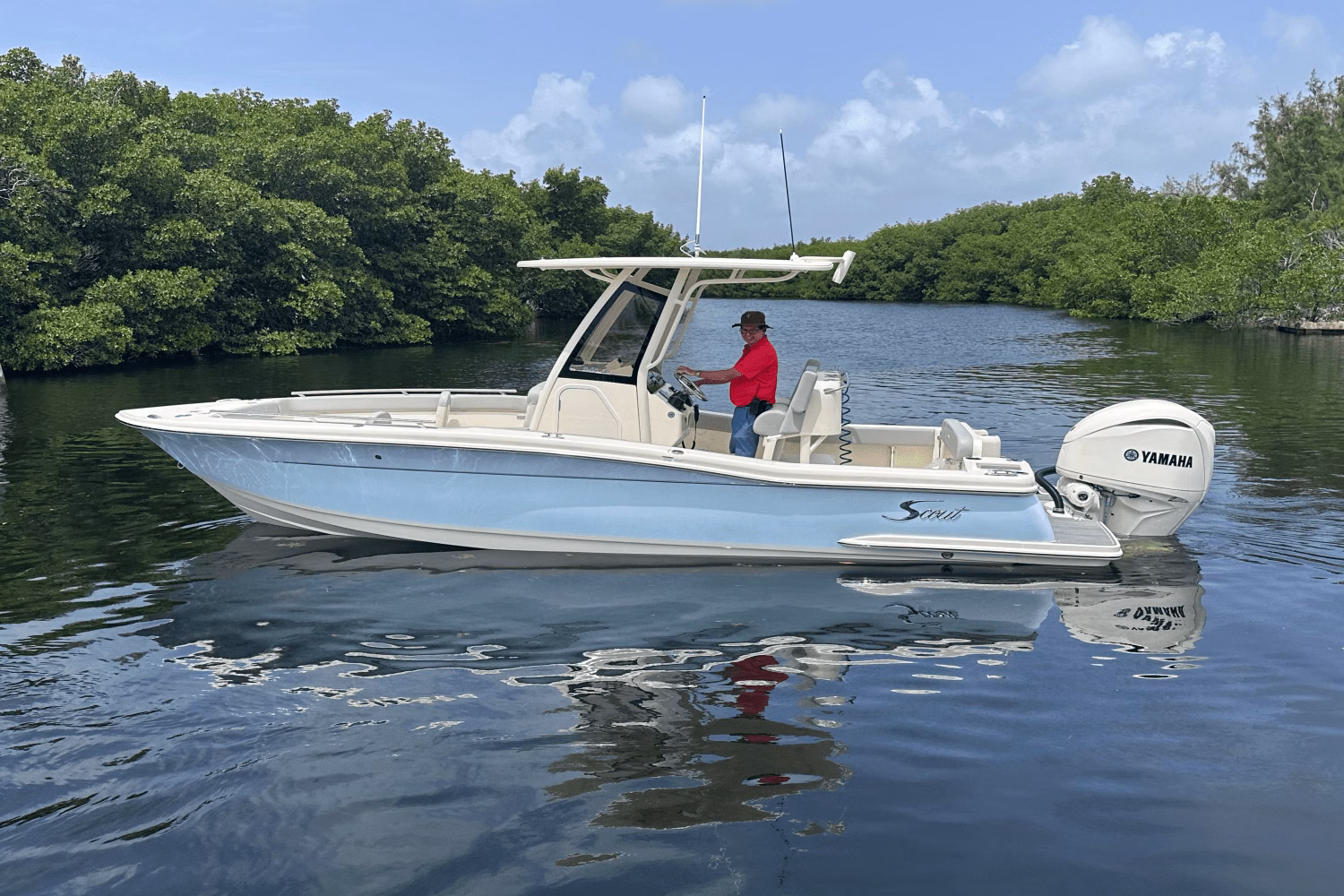 2026 Scout Boats 240 XSF