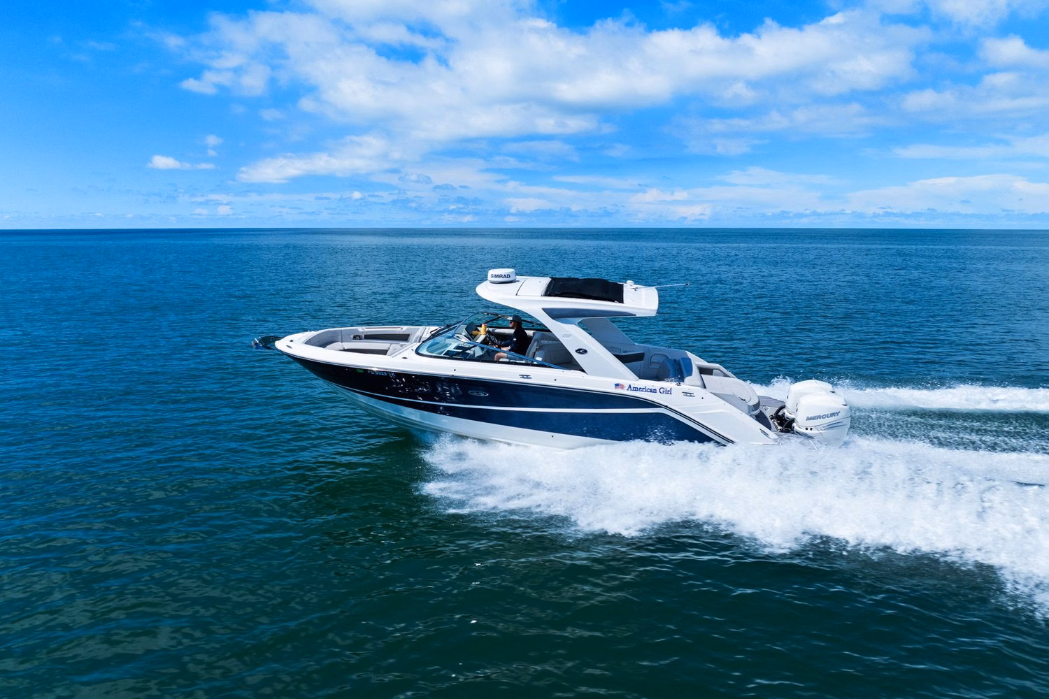 2023 Sea Ray SLX 310 Outboard