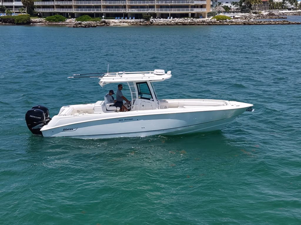 2012 Boston Whaler 320 Outrage