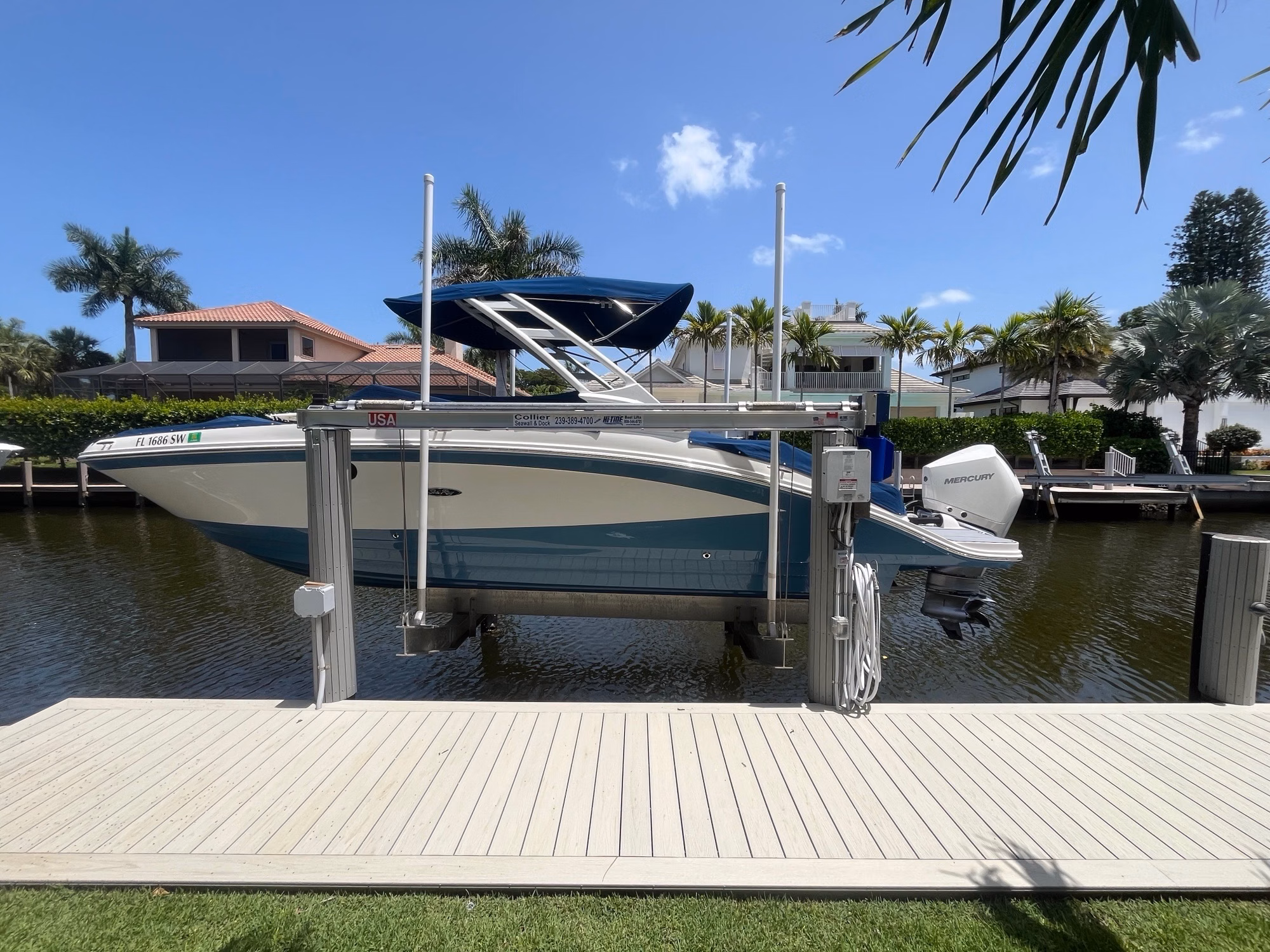 2021 Sea Ray SDX 270 
