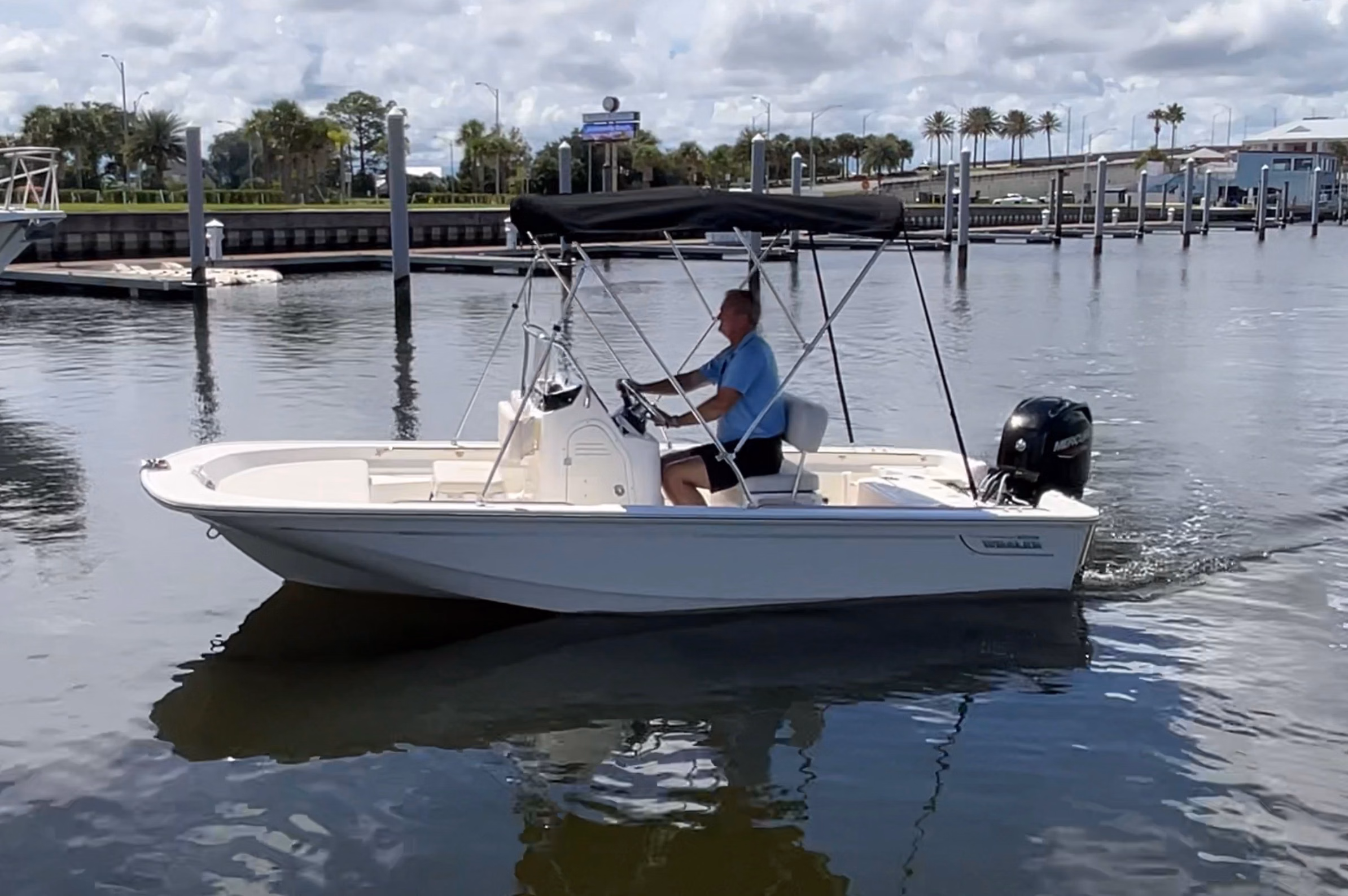 2027 Boston Whaler 150 Montauk