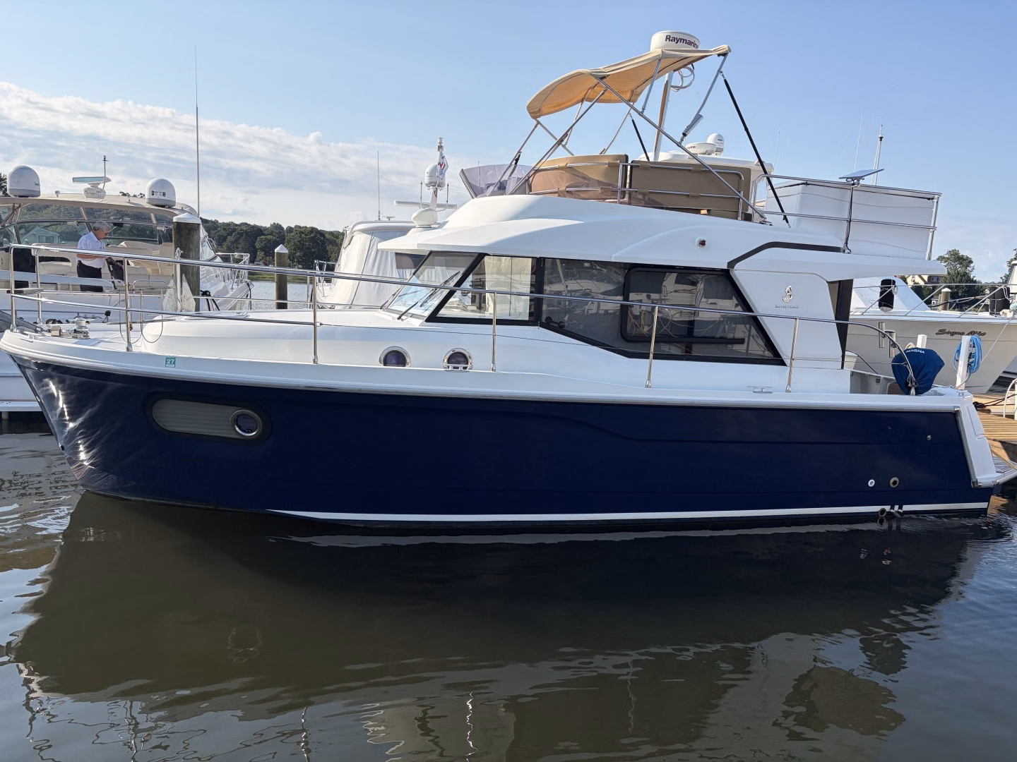 2017 Beneteau Swift Trawler 30 