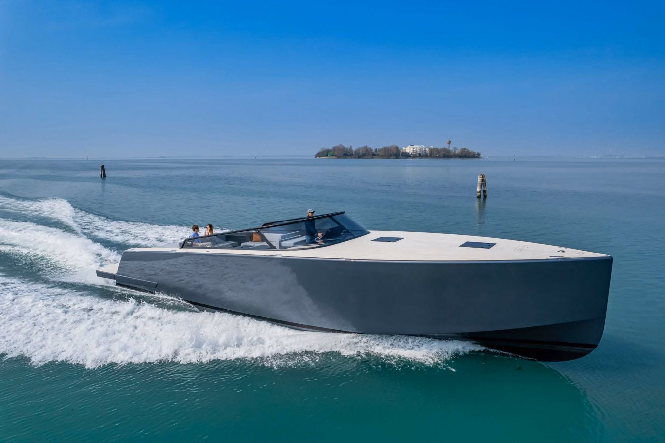 2026 VanDutch Yachts 56 