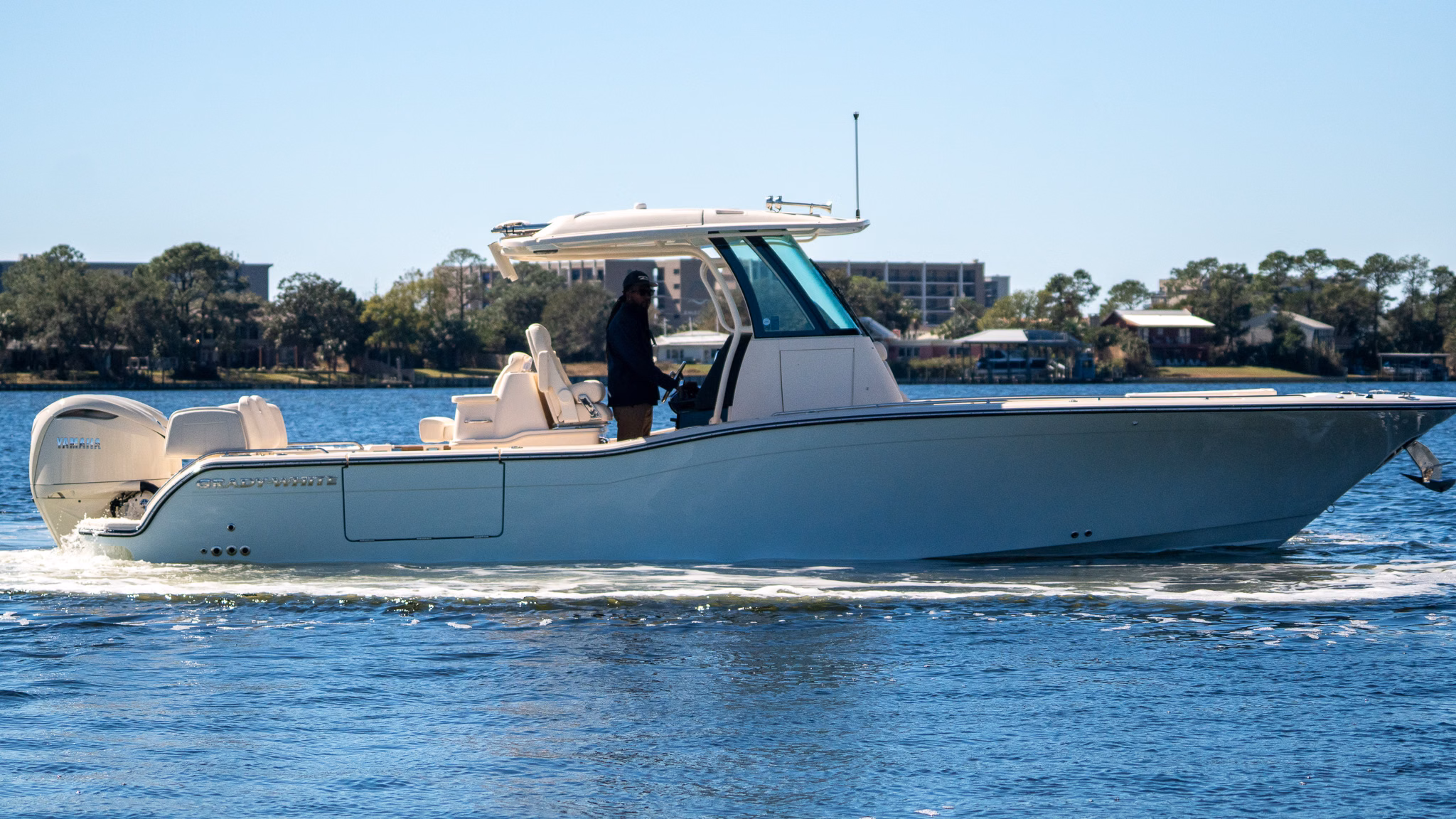 2027 Grady-White Boats 321 Coastal Explorer