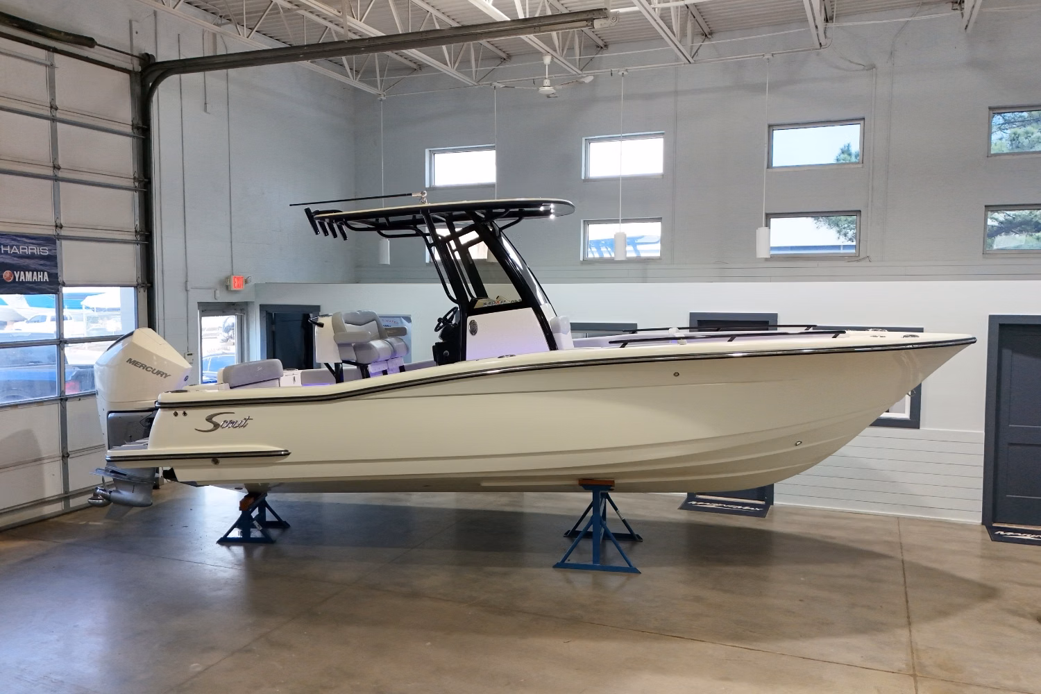 2026 Scout Boats 240 XSF