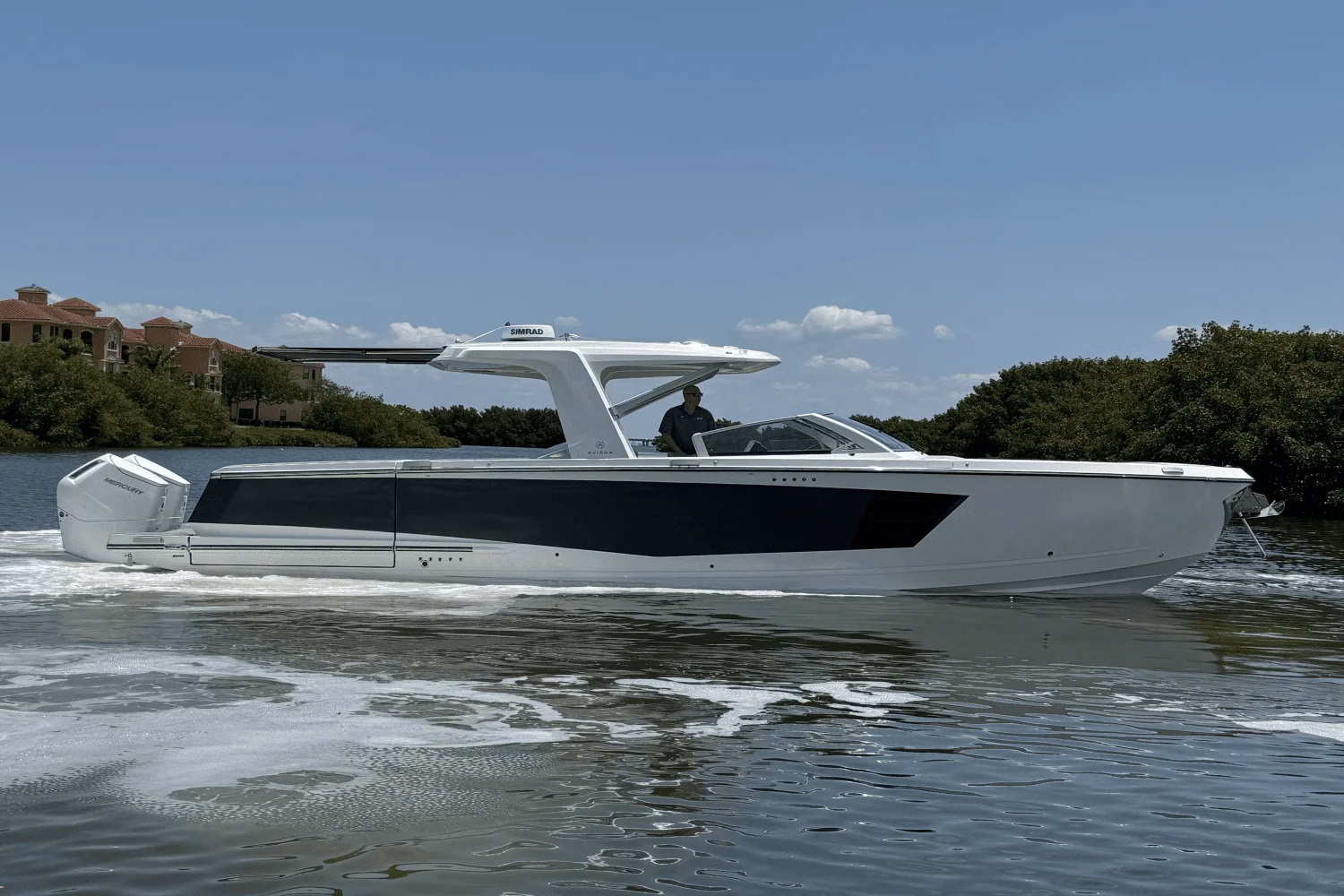 2024 Aviara AV 40 OB