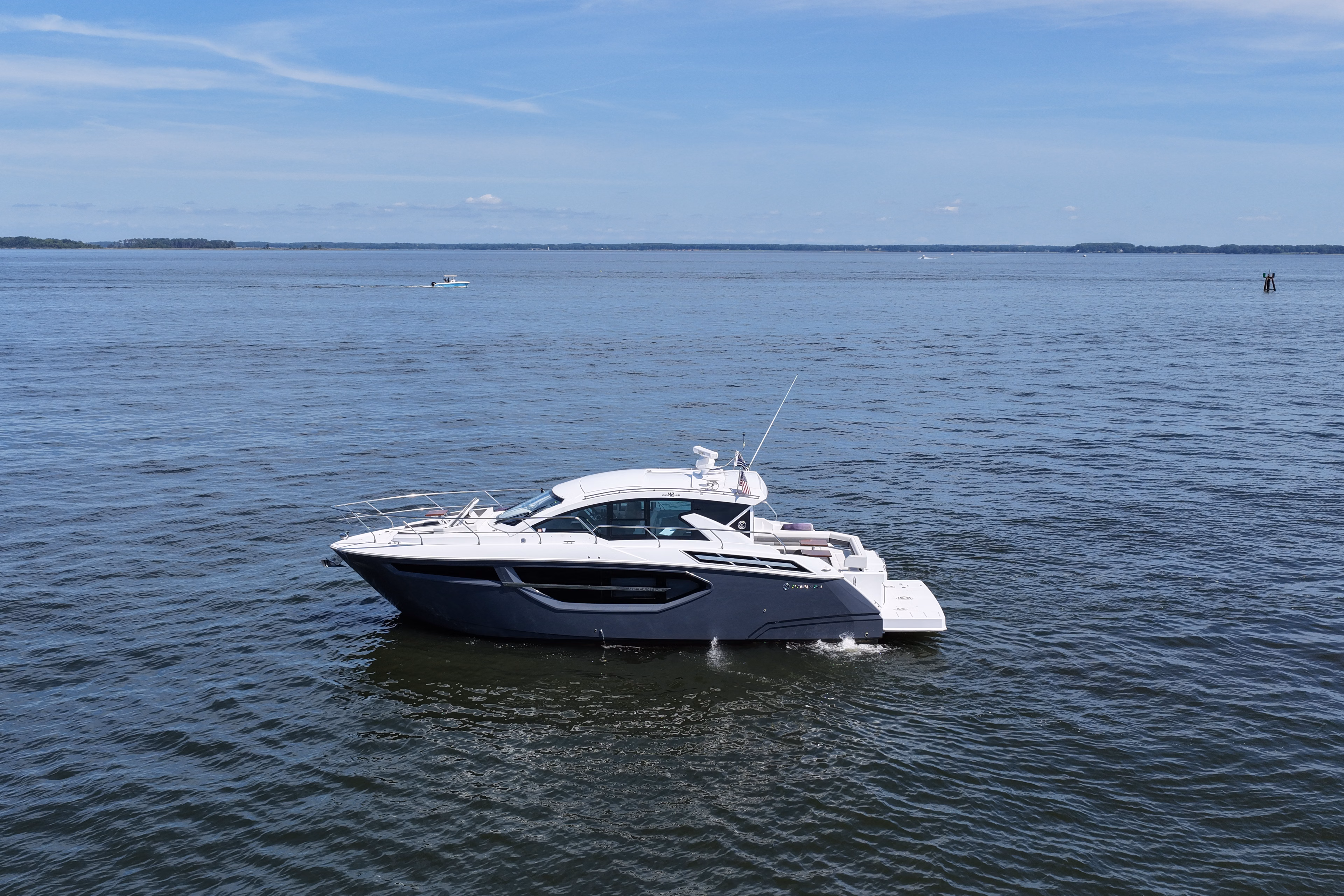2024 Cruisers Yachts 42 Cantius
