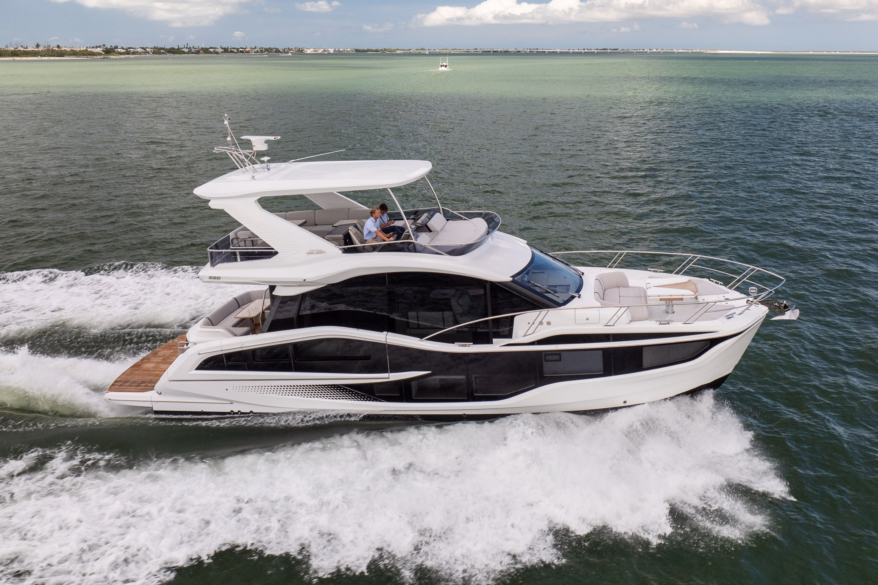 2027 Galeon Yachts 520 Fly