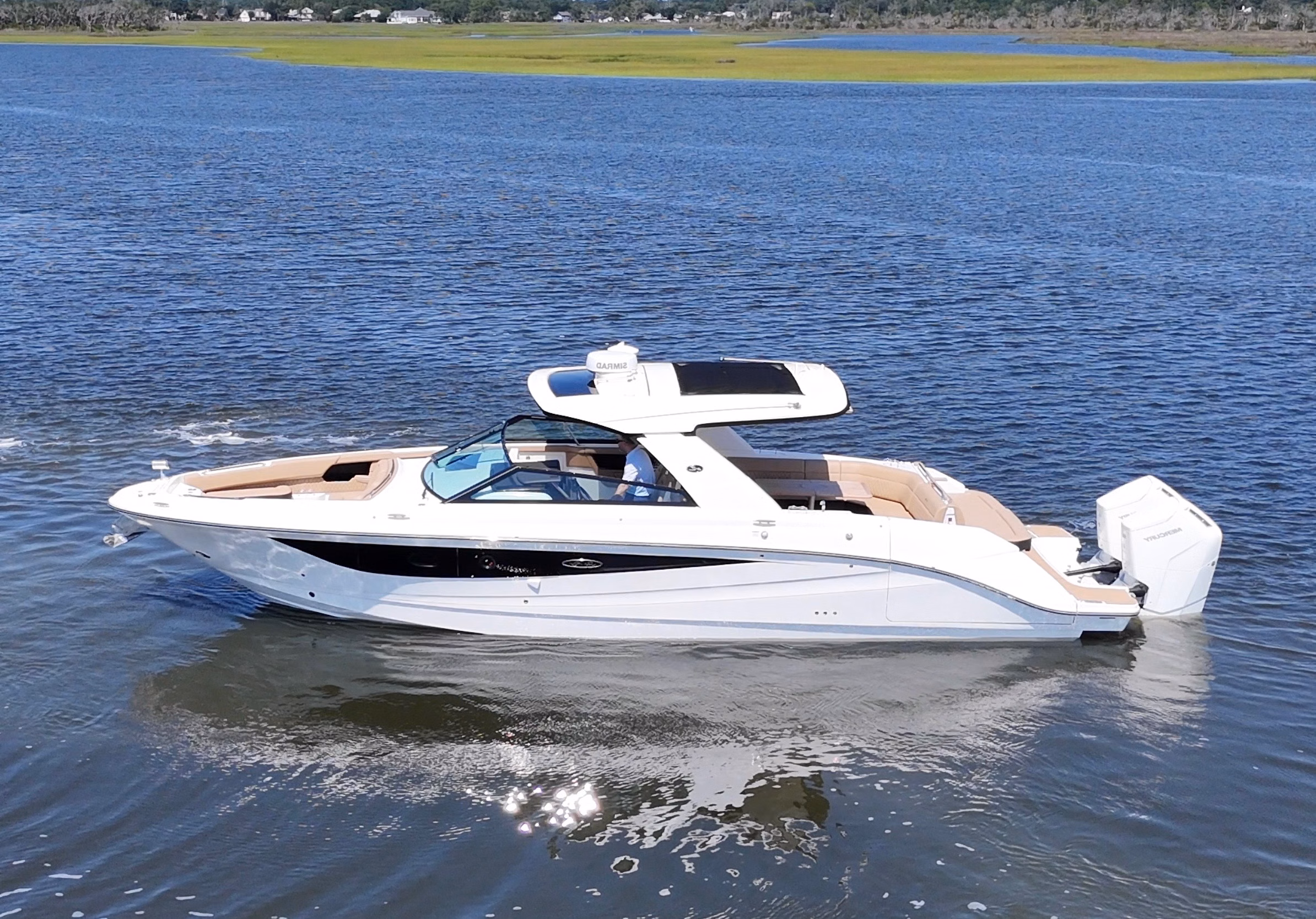 2026 Sea Ray SLX 400 Outboard