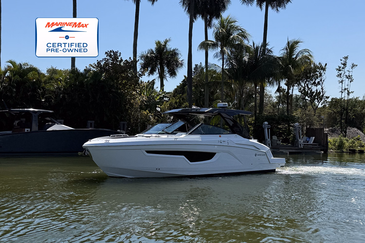 2022 Cruisers Yachts 34 GLS OB 