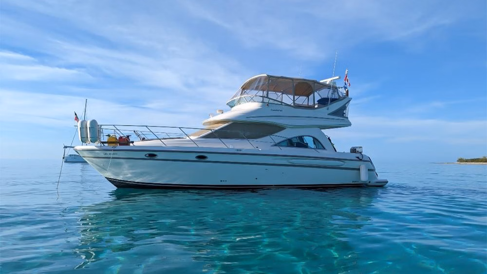 1999 Maxum 4100 SCB 