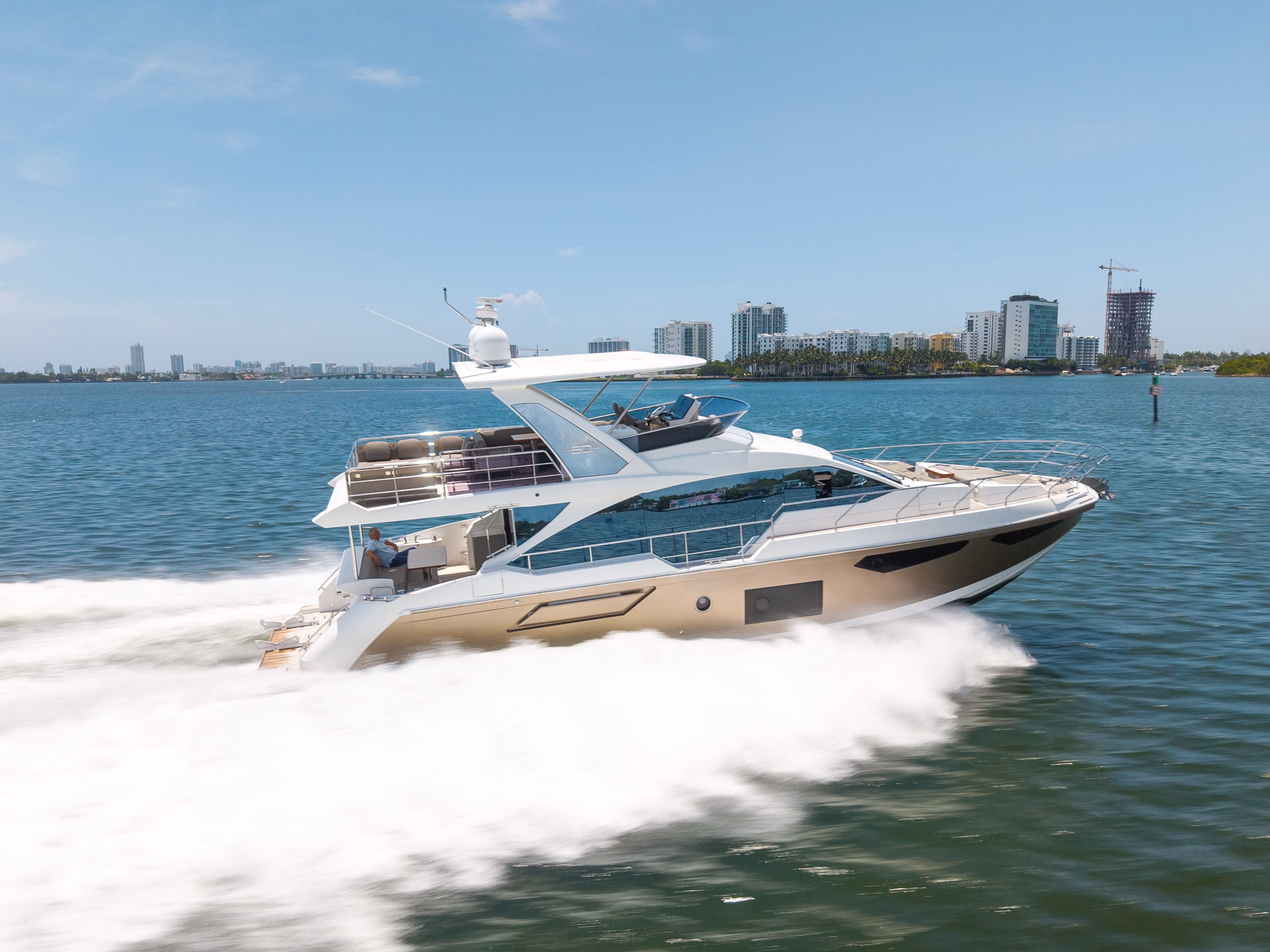 2018 Azimut Fly 60 