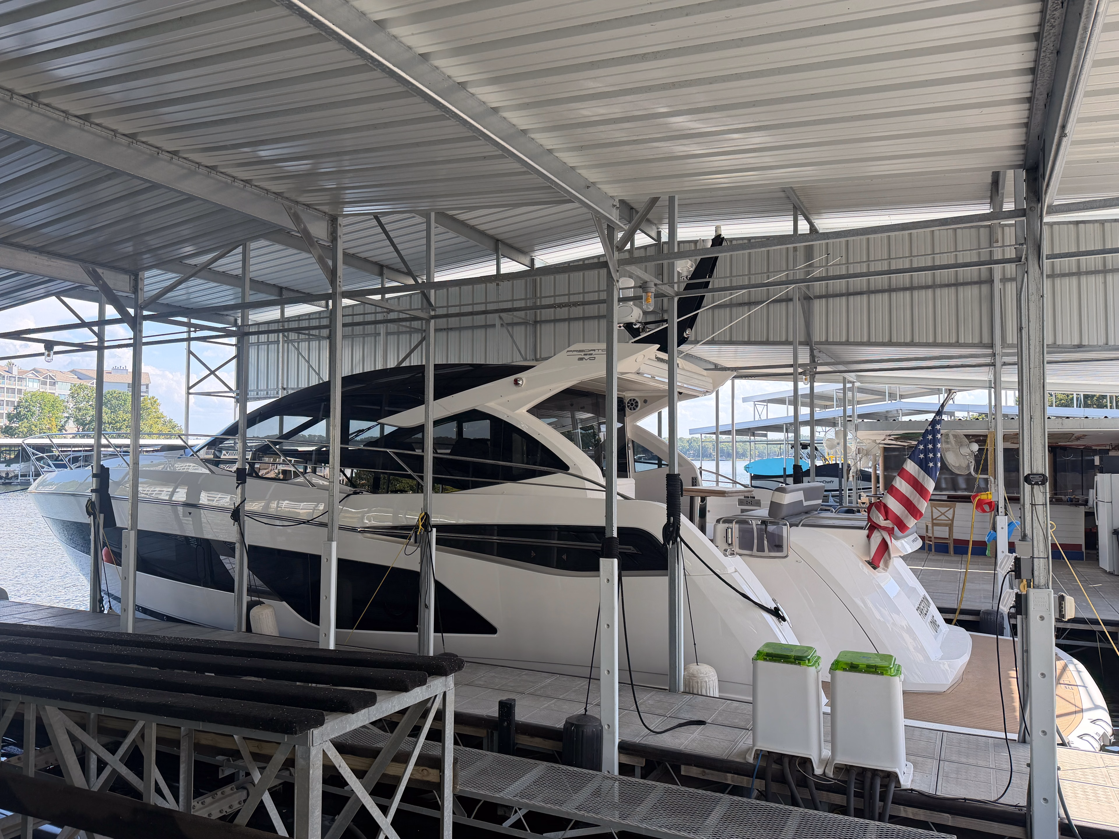2021 Sunseeker Predator 55