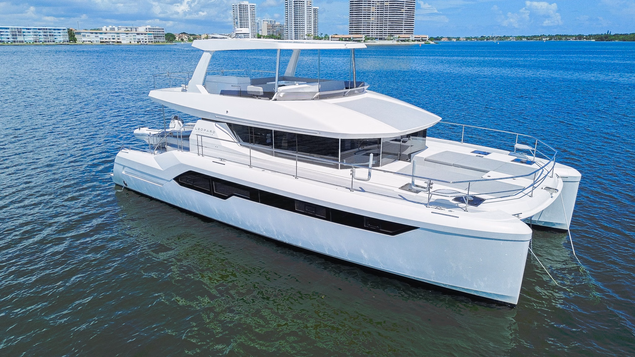 2025 Leopard Catamarans 53 Powercat 