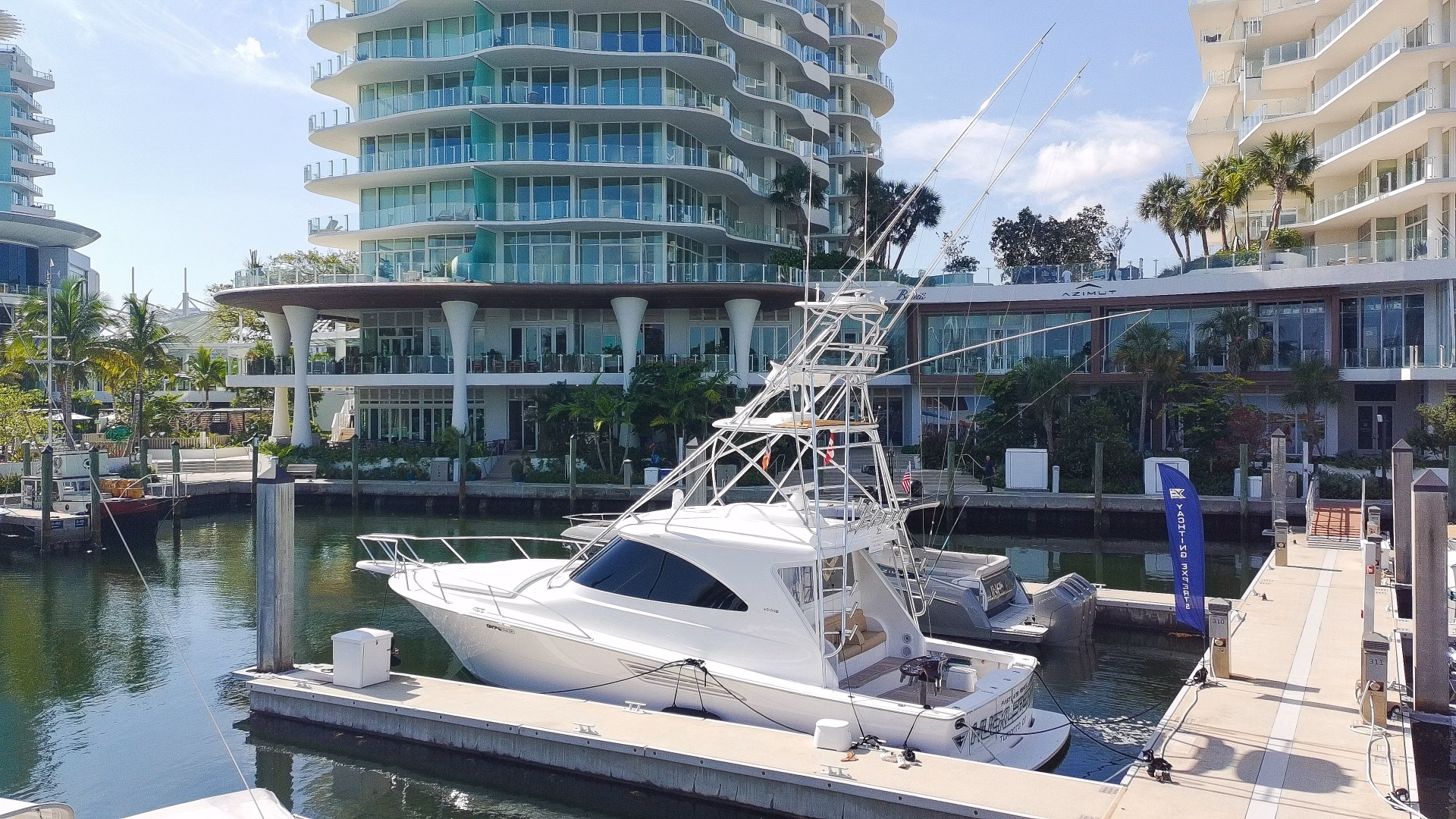 2020 Viking Yacht 44SC