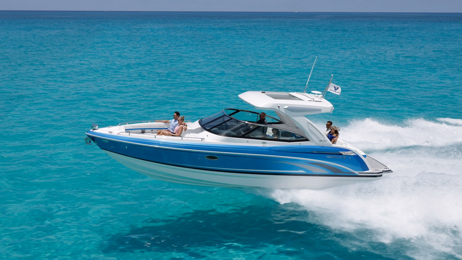 2026 Formula Boats 330 Crossover Bowrider