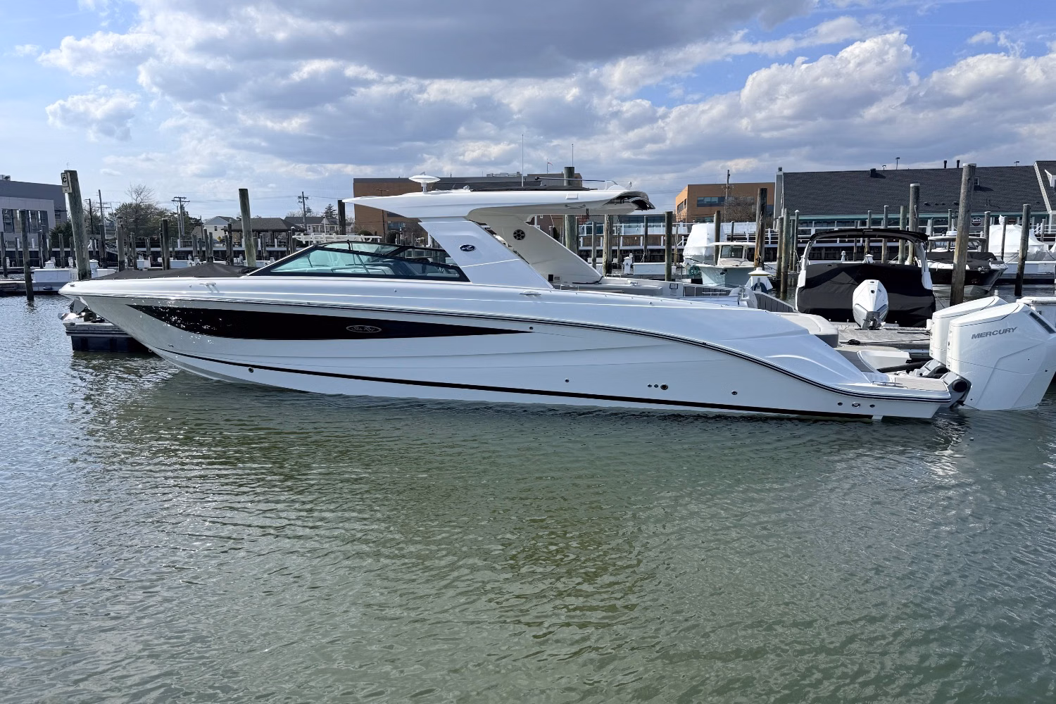 2026 Sea Ray SLX 400 Outboard
