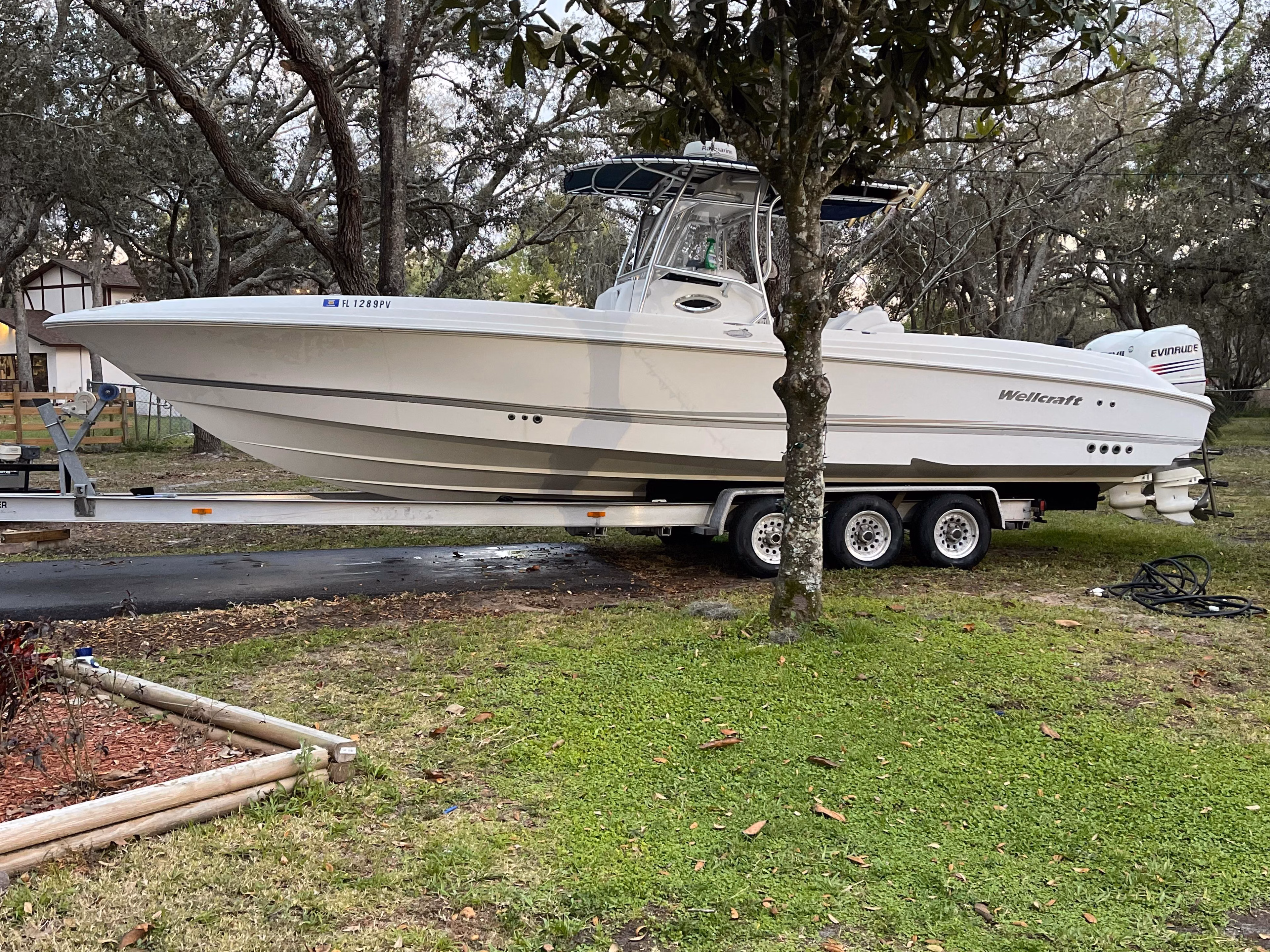 2002 Wellcraft 32 Scarab Sport