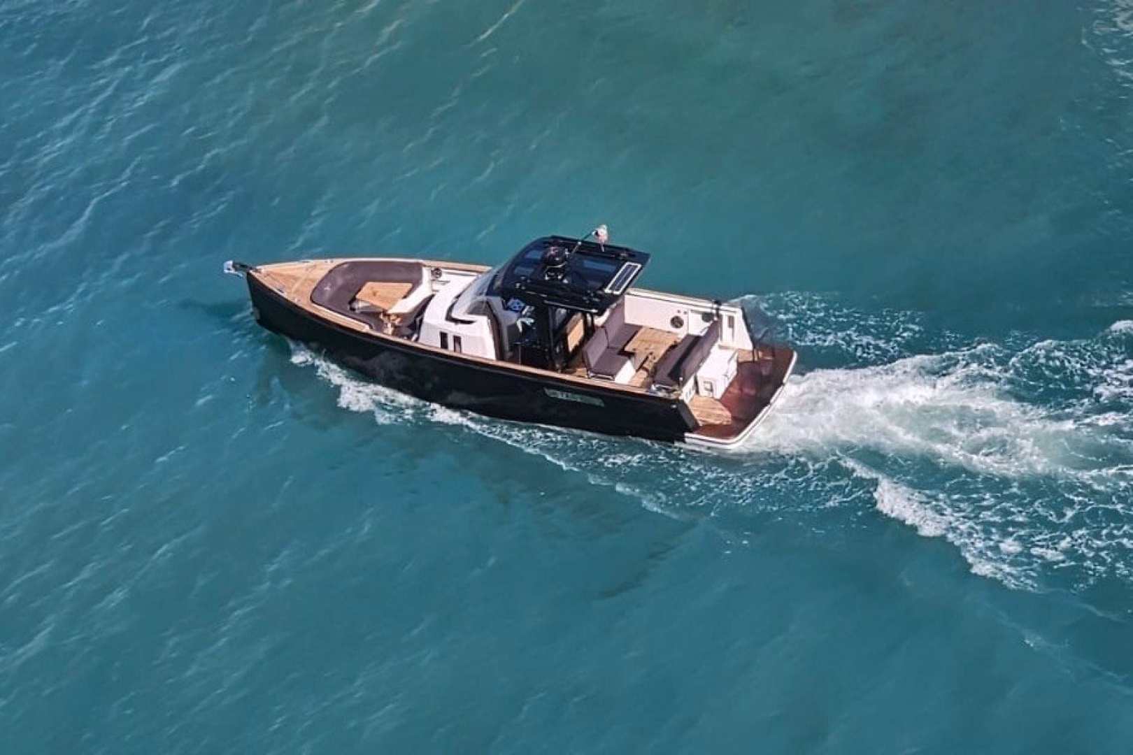 2021 Fjord 38 Open